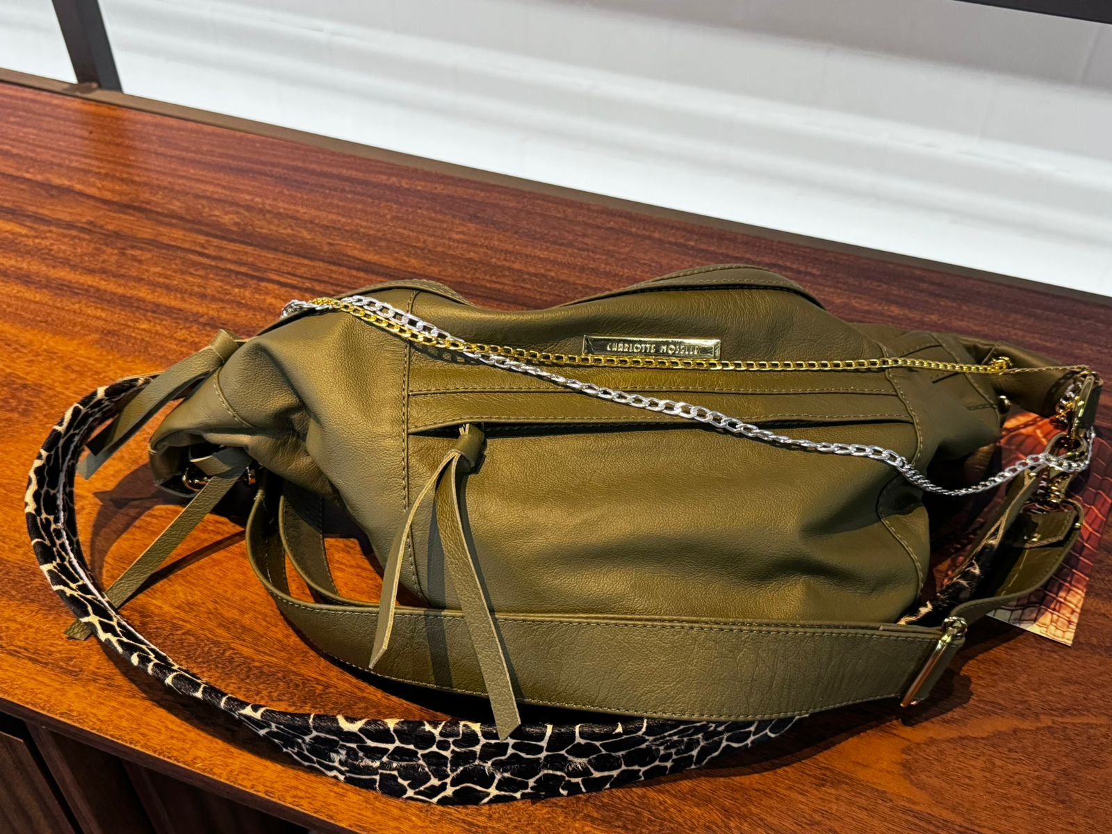 Bolsa IPANEMA em couro legítimo