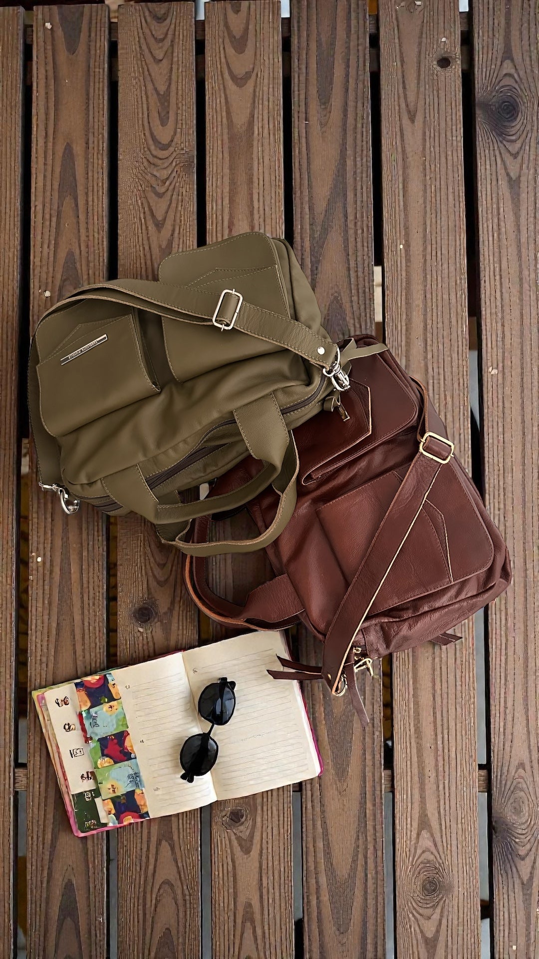 Bolsa COPENHAGEN em couro legítimo