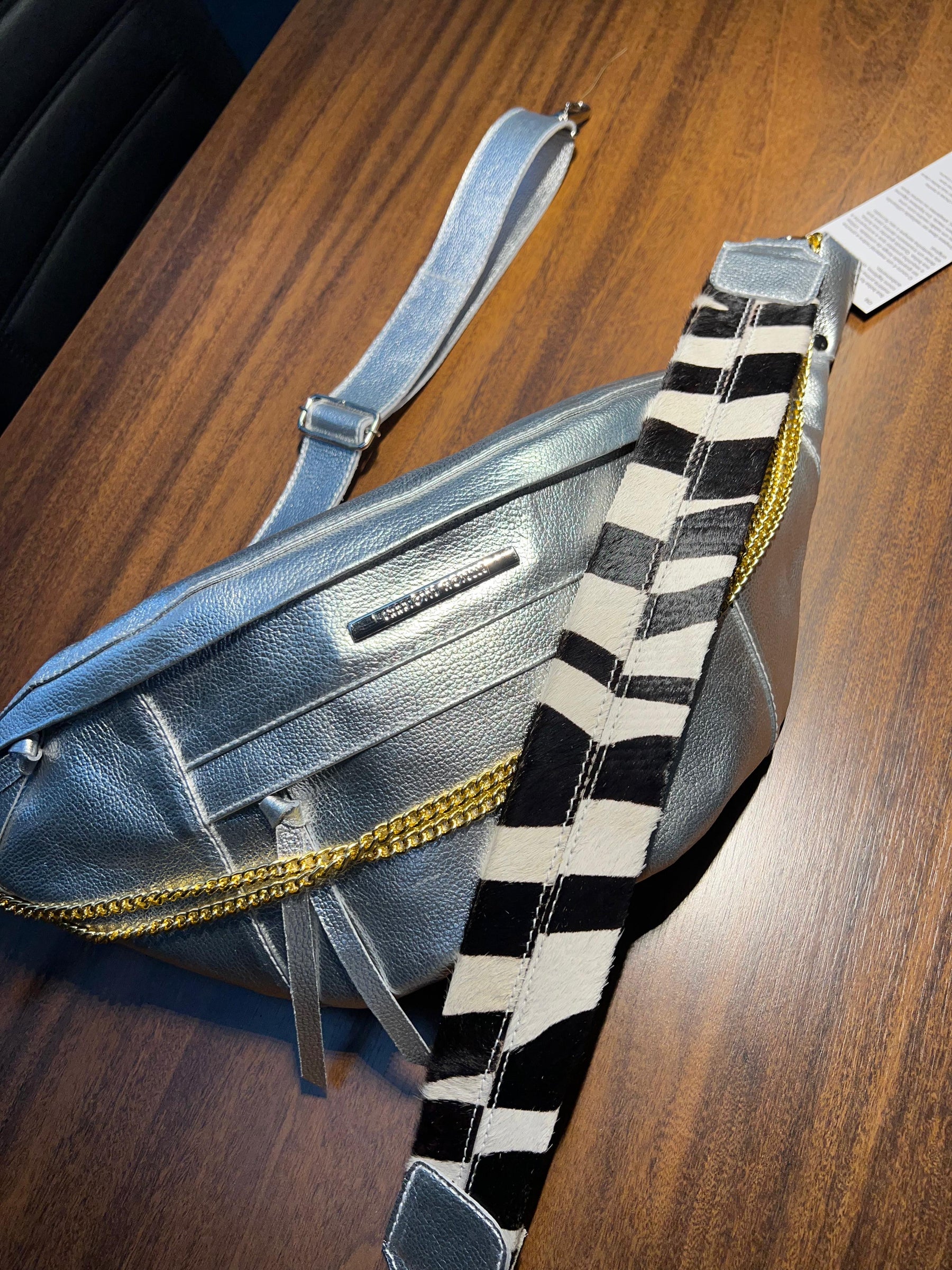 Bolsa IPANEMA em couro legítimo