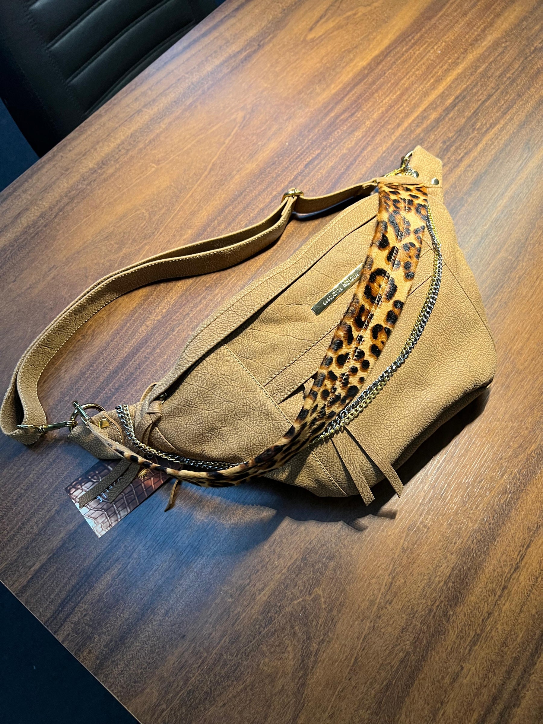 Bolsa IPANEMA em couro legítimo