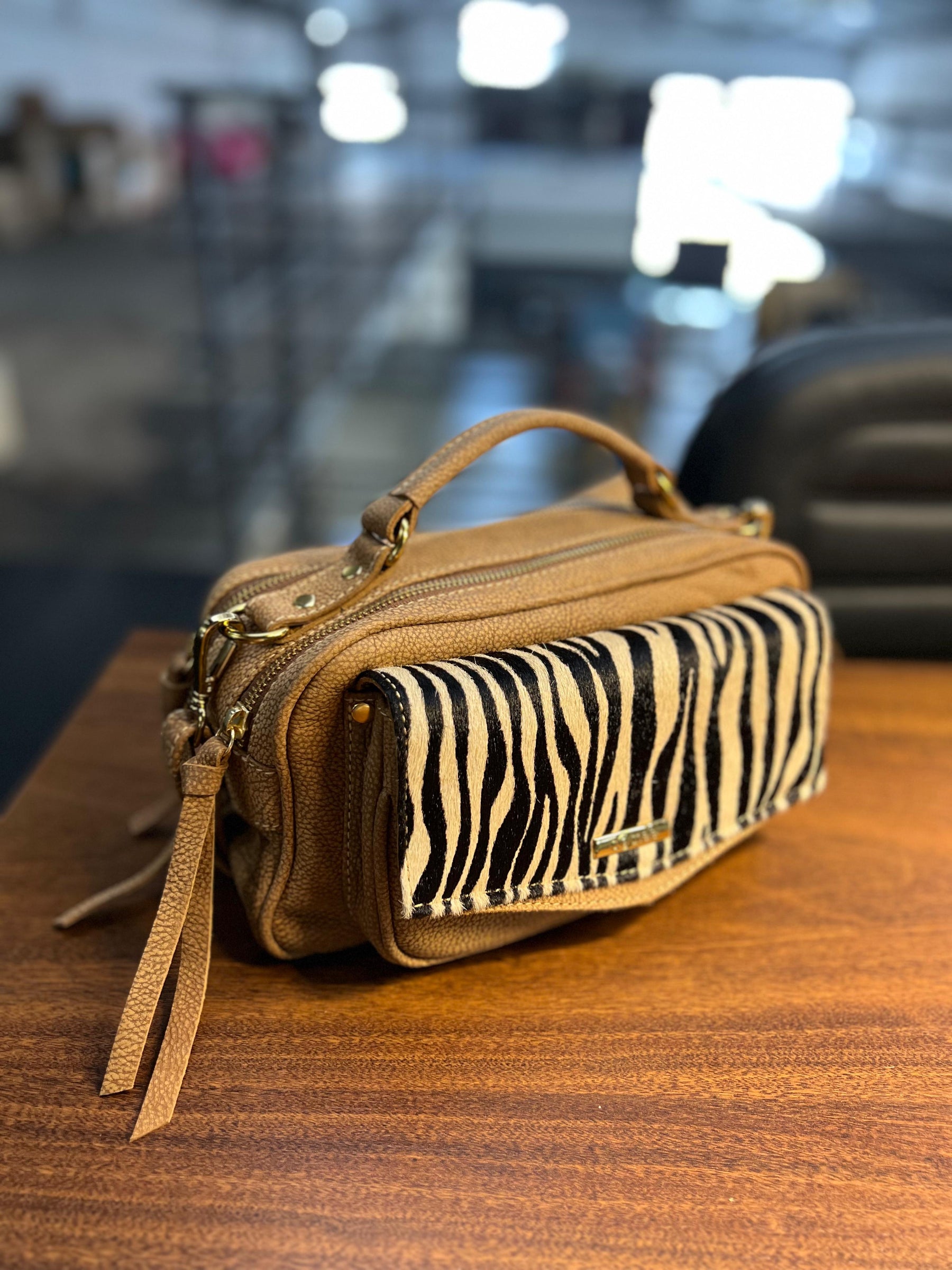 Bolsa MÔNACO em couro legítimo