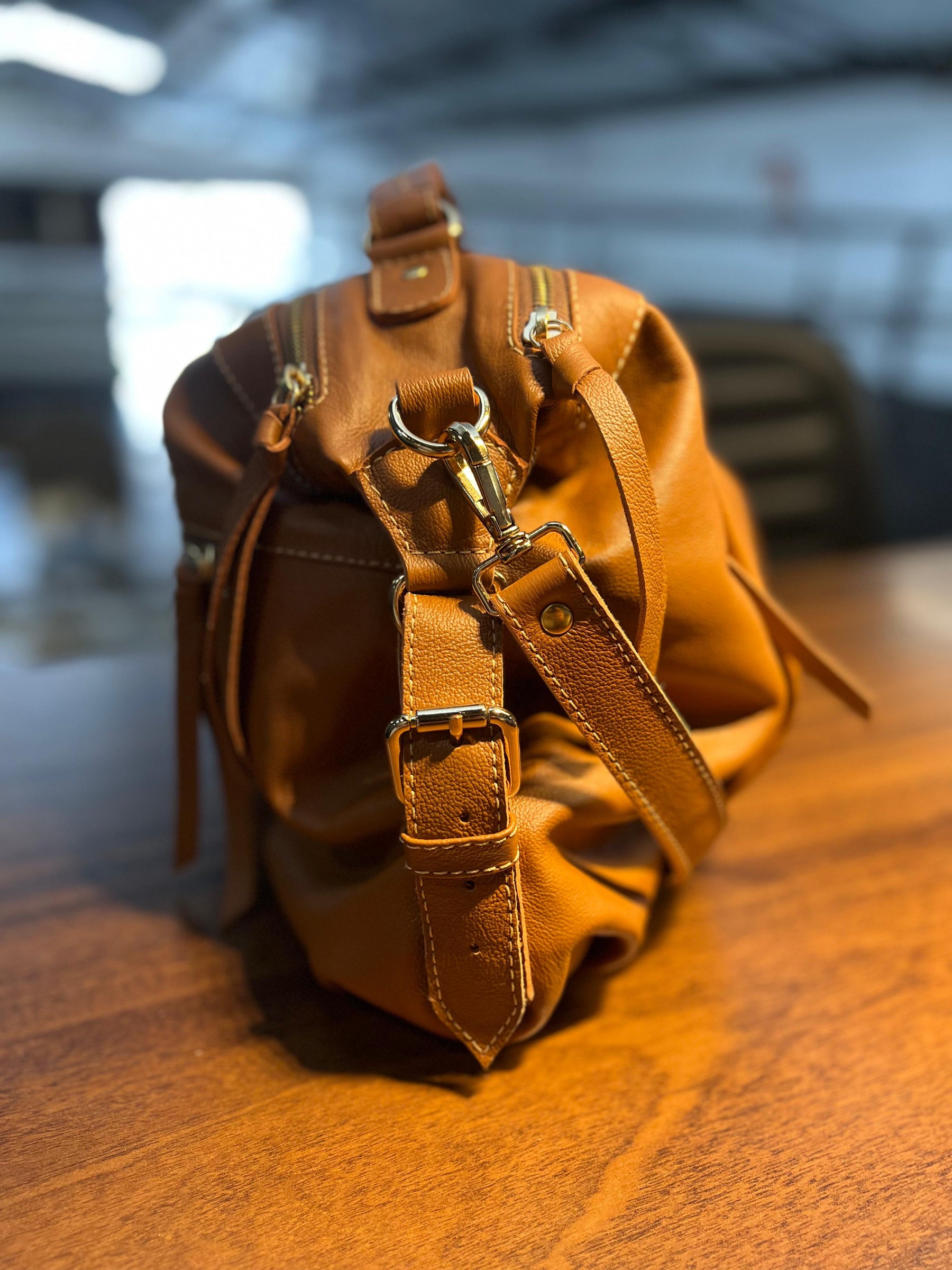Bolsa LUXEMBURGO em couro legítimo
