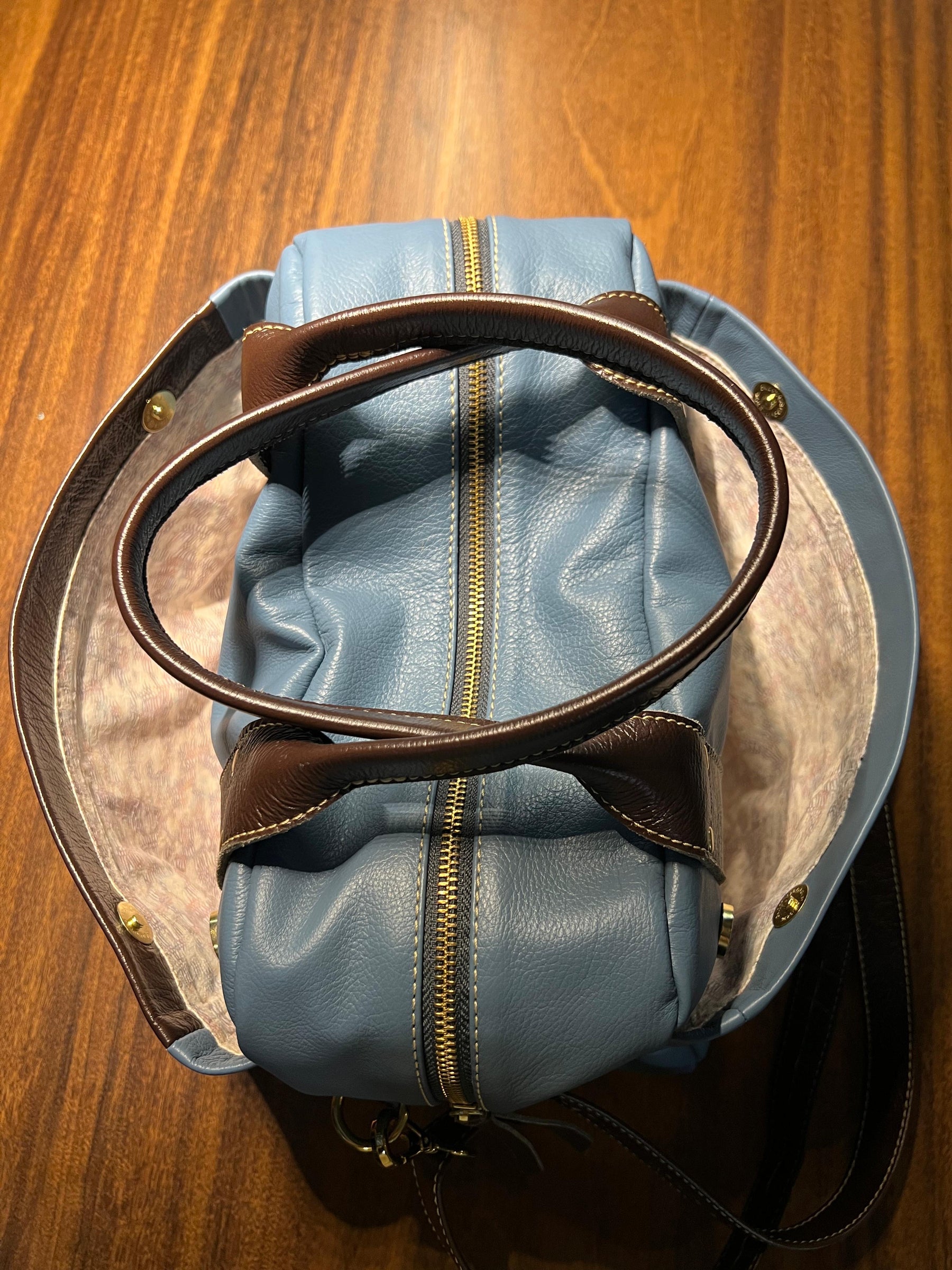 Bolsa BUENOS AIRES em couro legítimo