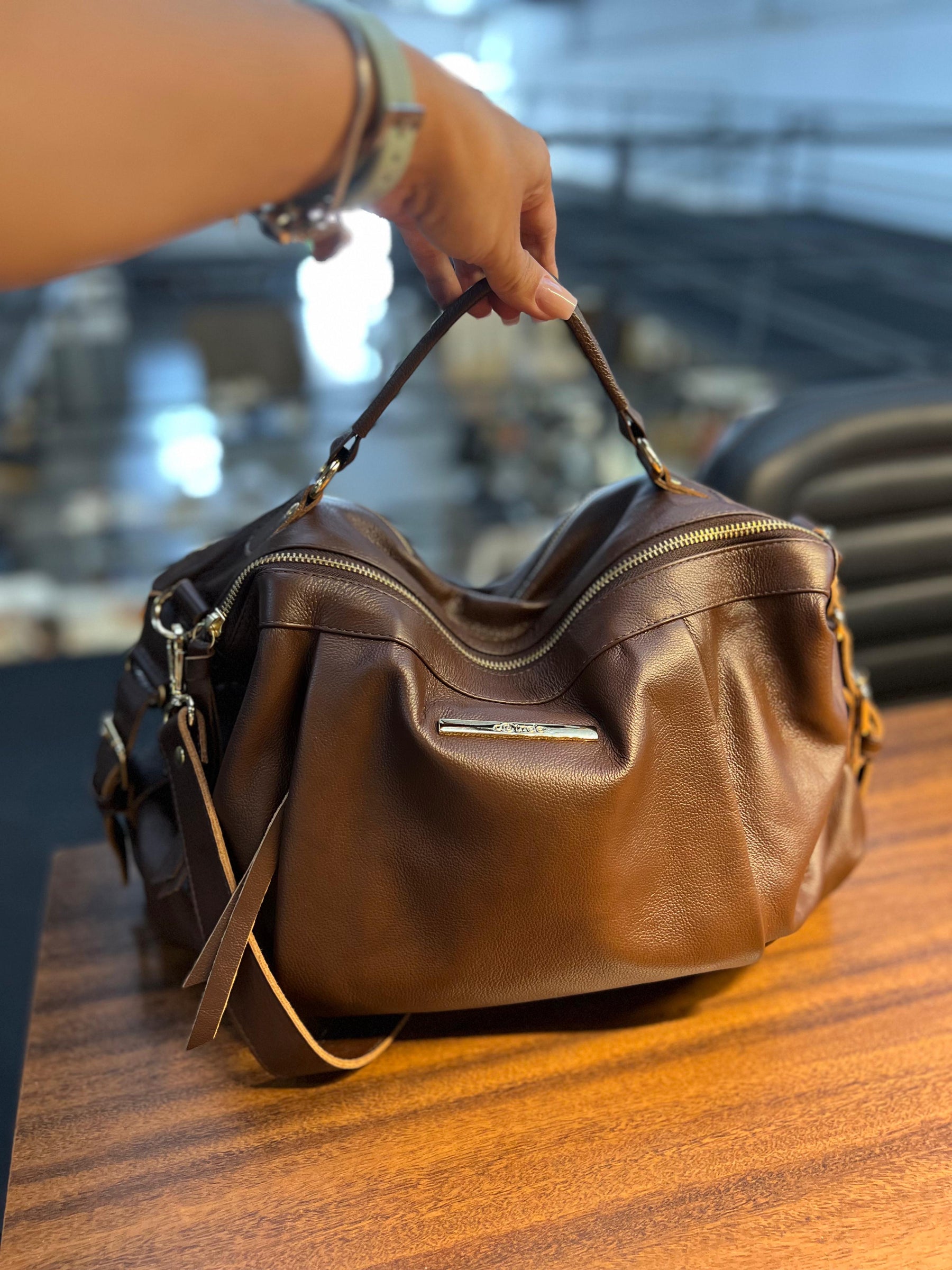 Bolsa LUXEMBURGO em couro legítimo