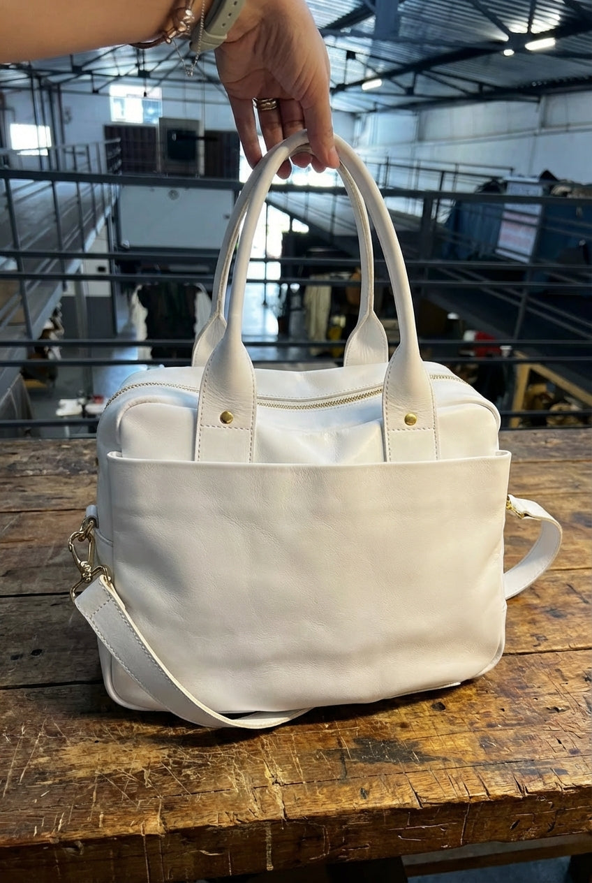 Bolsa BUENOS AIRES em couro legítimo