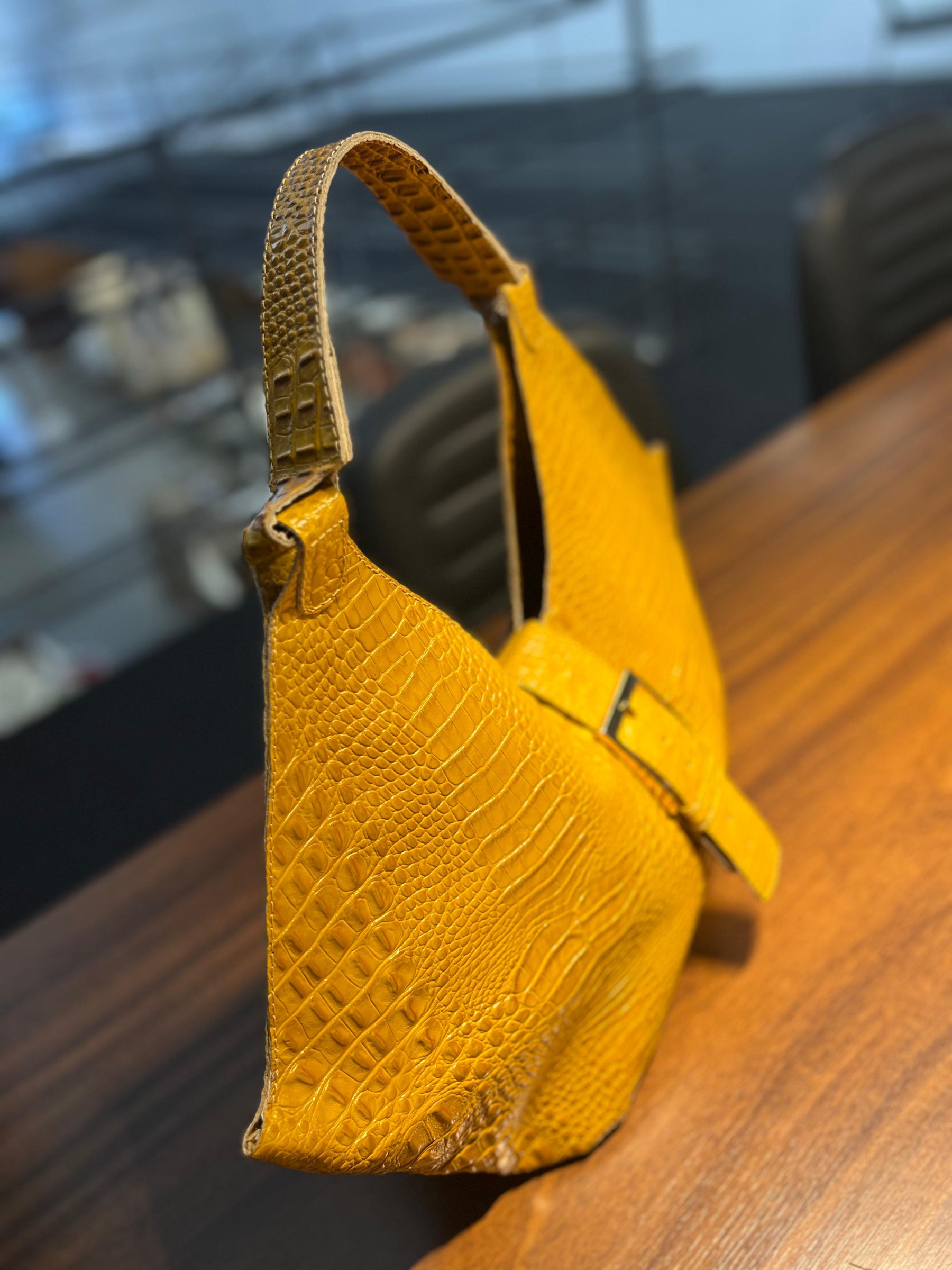 Lançamento! Bolsa CAPRI em couro legítimo