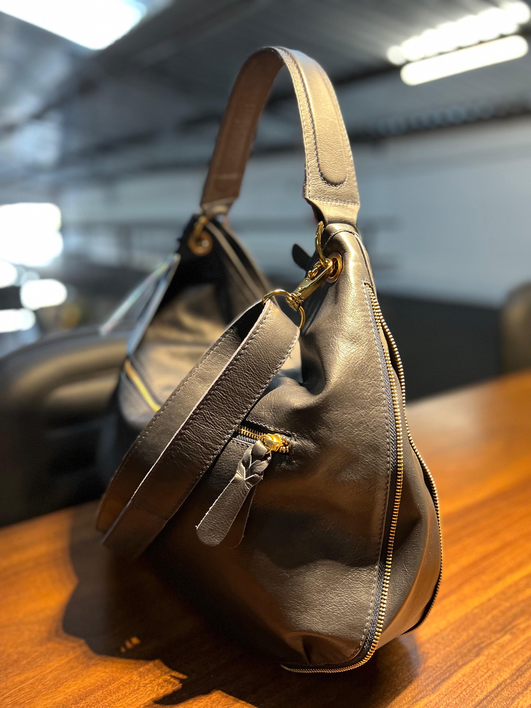 Bolsa TAILÂNDIA em couro legítimo