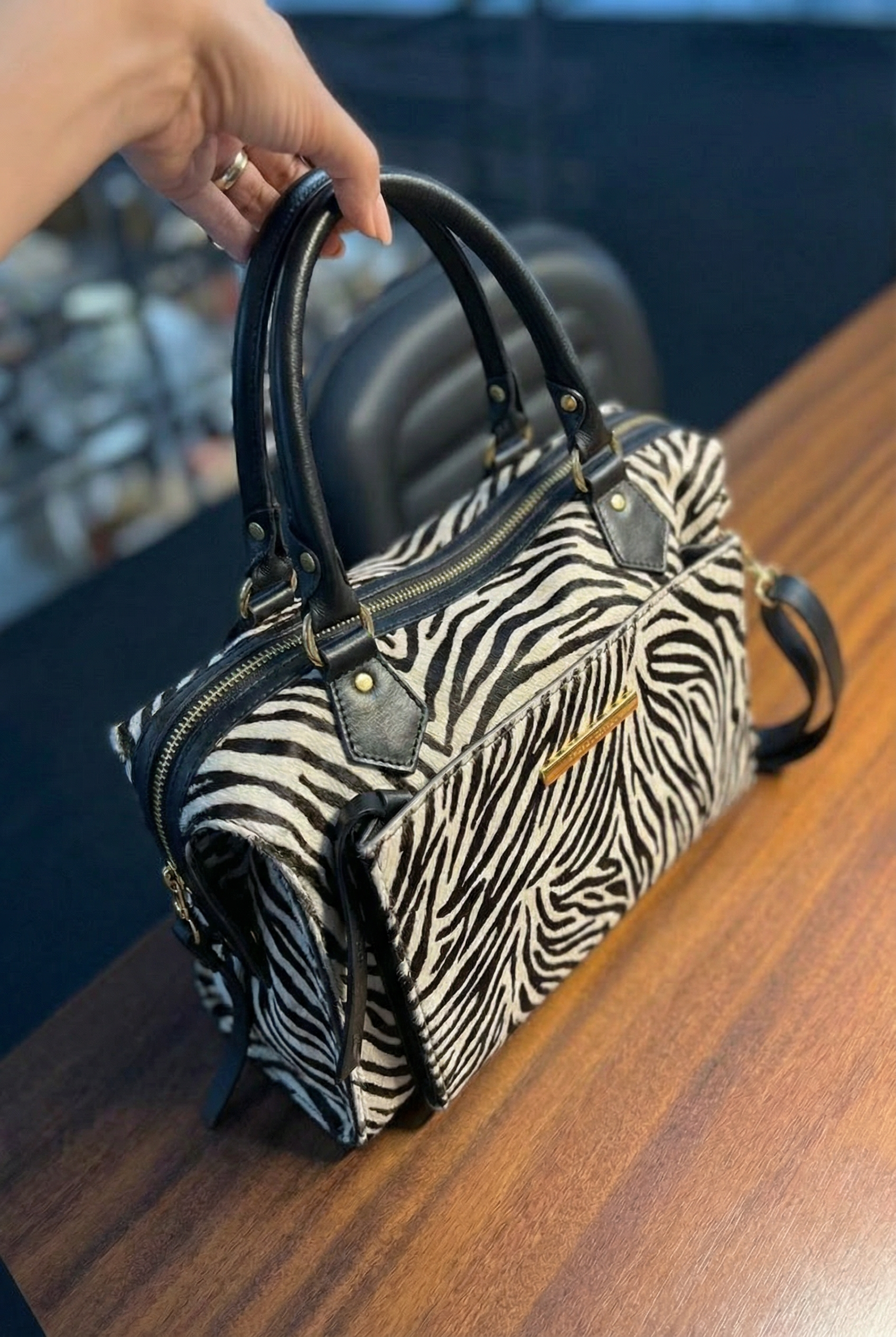 Bolsa LONDRES em couro legítimo