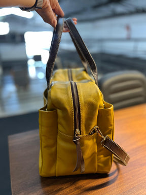Bolsa BUENOS AIRES em couro legítimo