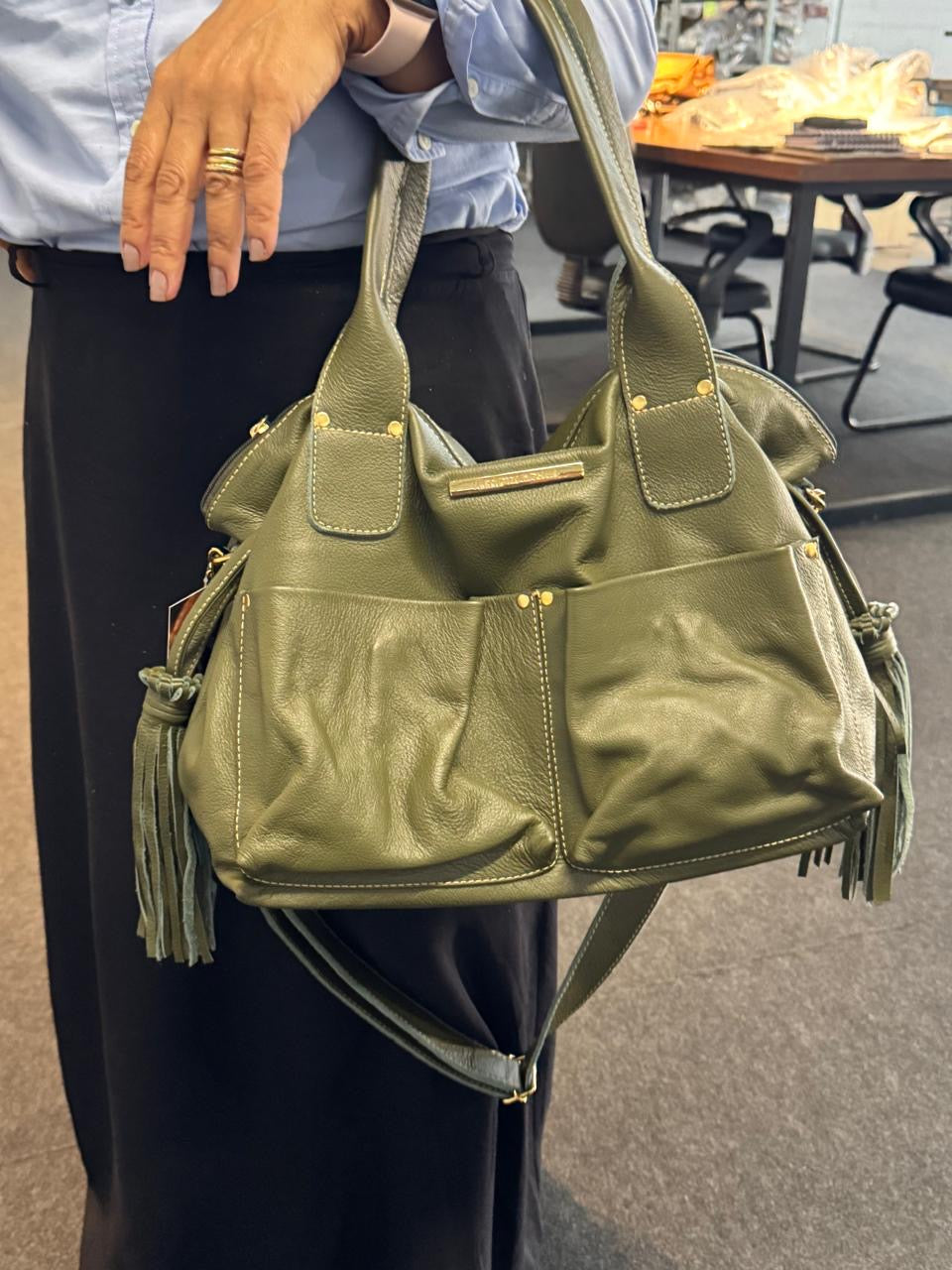 Bolsa IBIZA em couro legítimo