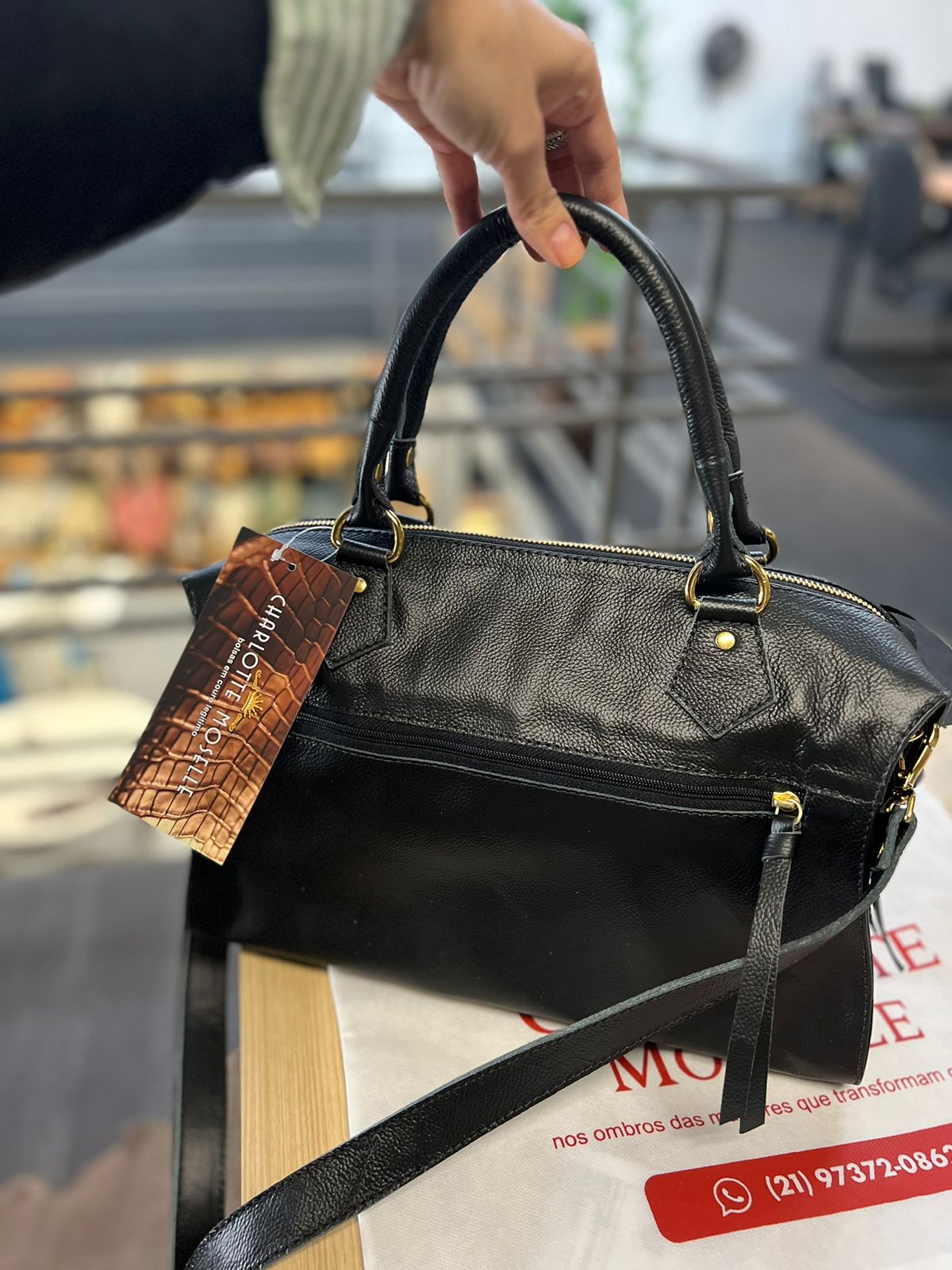Bolsa LONDRES em couro legítimo