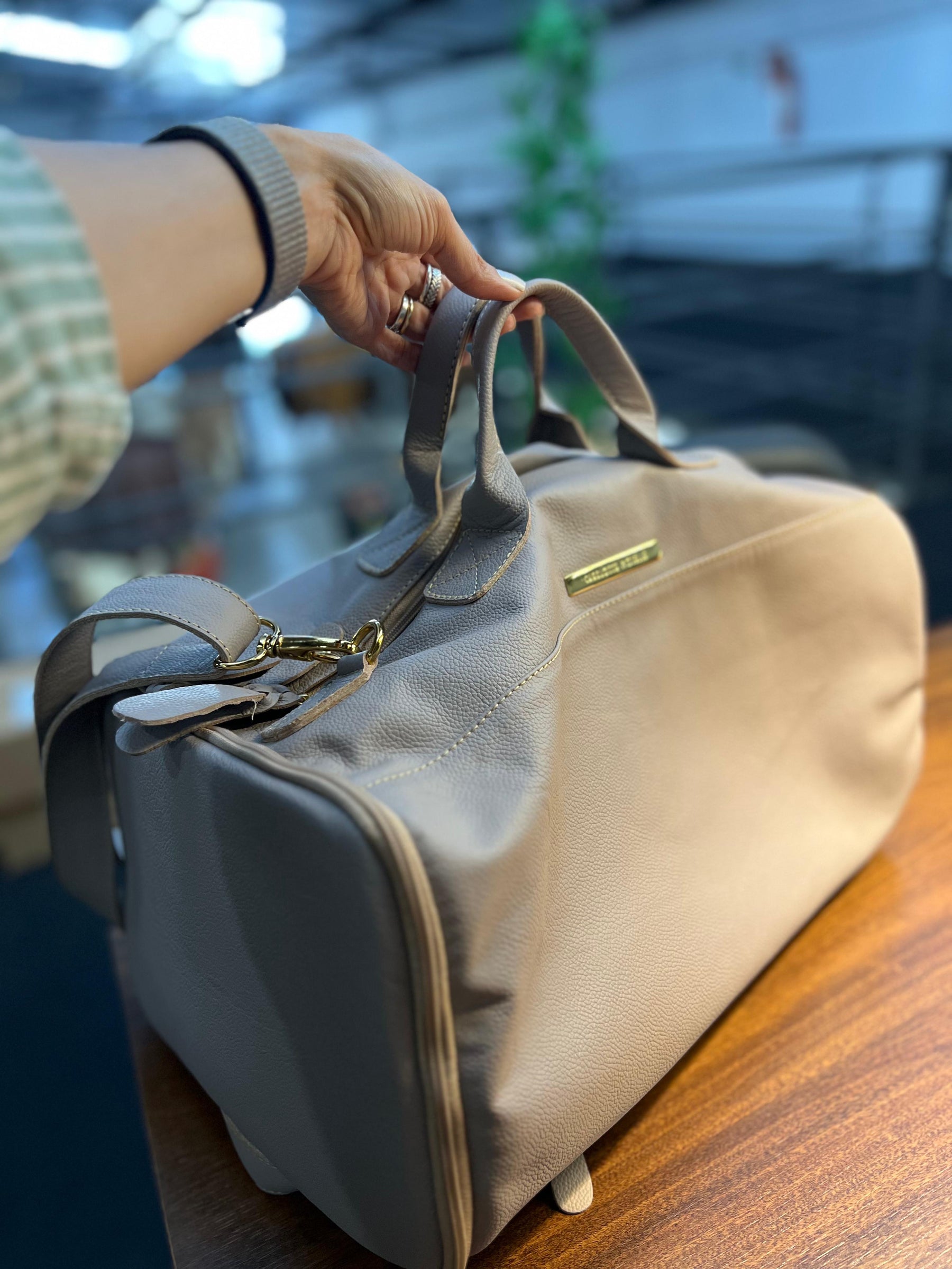Mala/Mochila ATLAS em couro legítimo