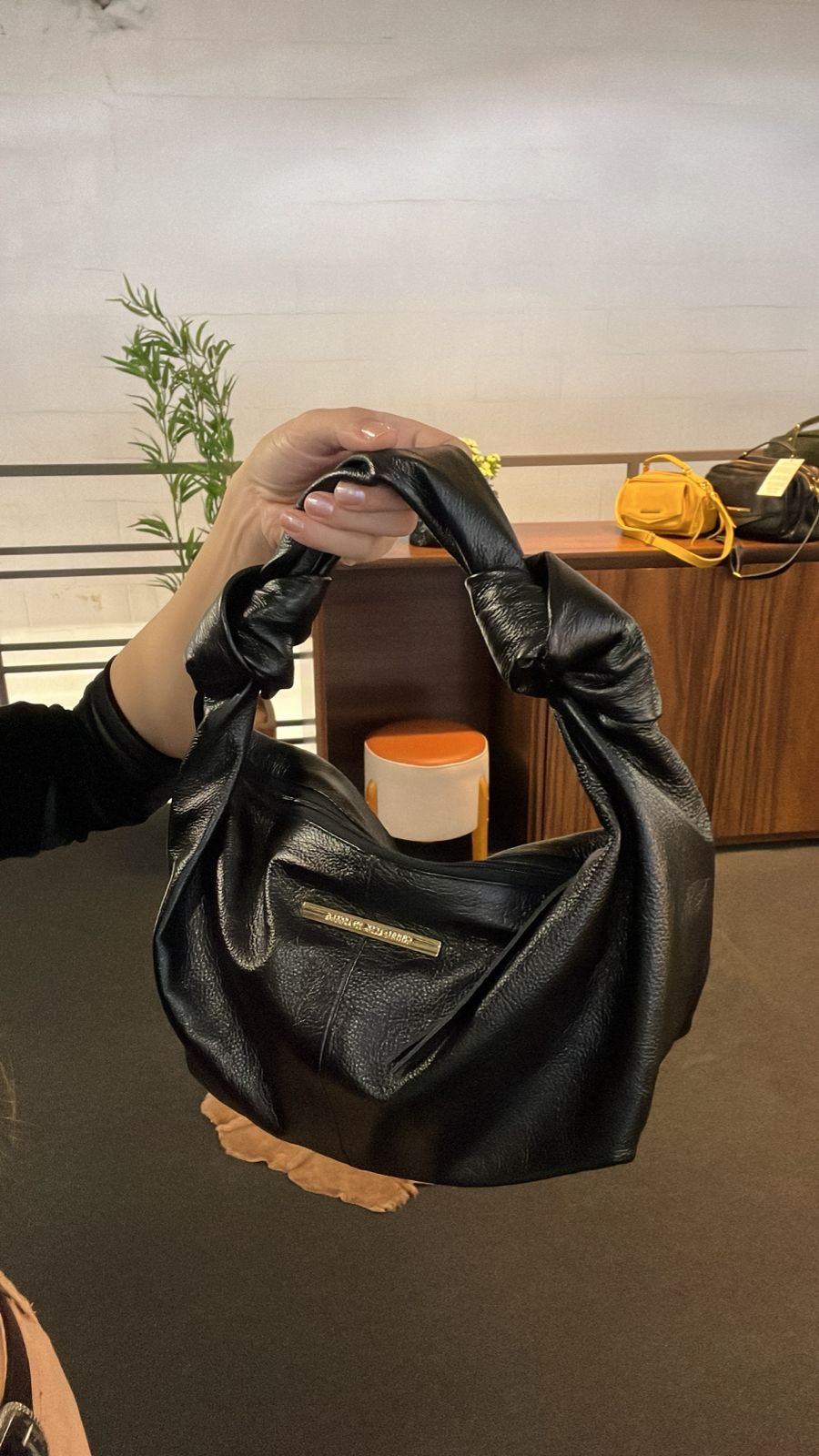 Bolsa LEBLON em couro legítimo (Lançamento!)