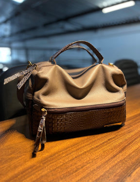 Bolsa SAVANA em couro legítimo de