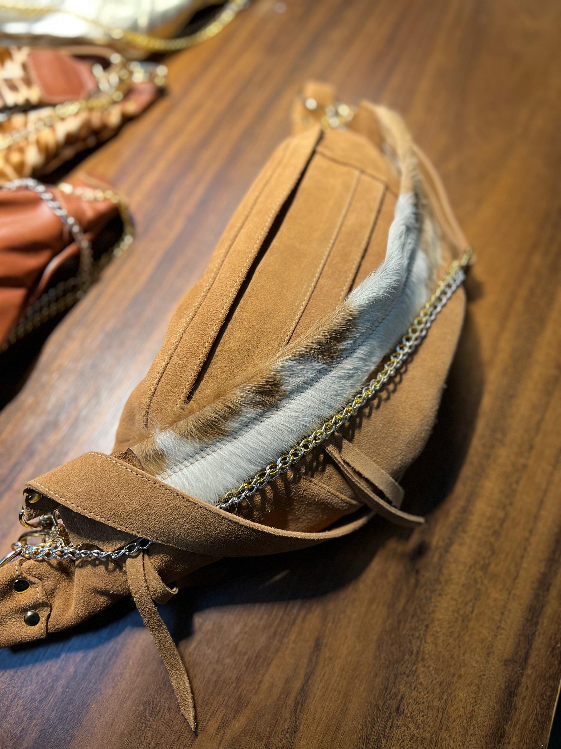 Bolsa IPANEMA em couro legítimo