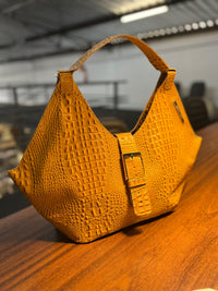 Lançamento! Bolsa CAPRI em couro legítimo
