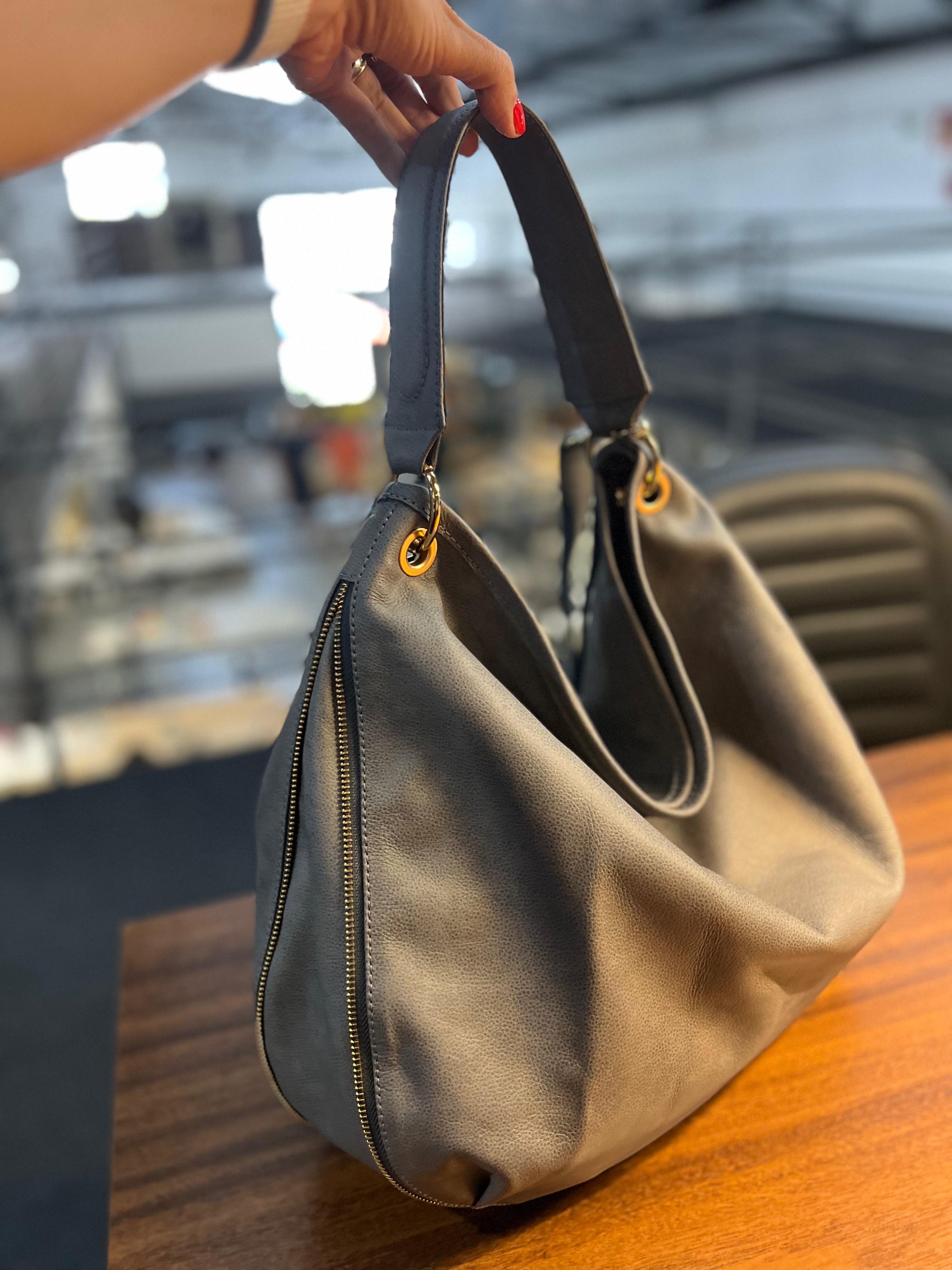 Bolsa TAILÂNDIA em couro legítimo