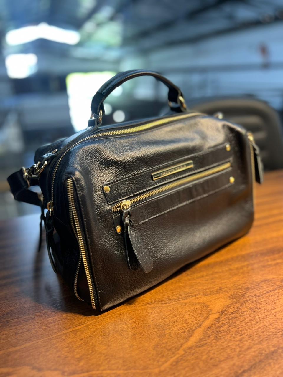 Bolsa SUÍÇA em couro legítimo