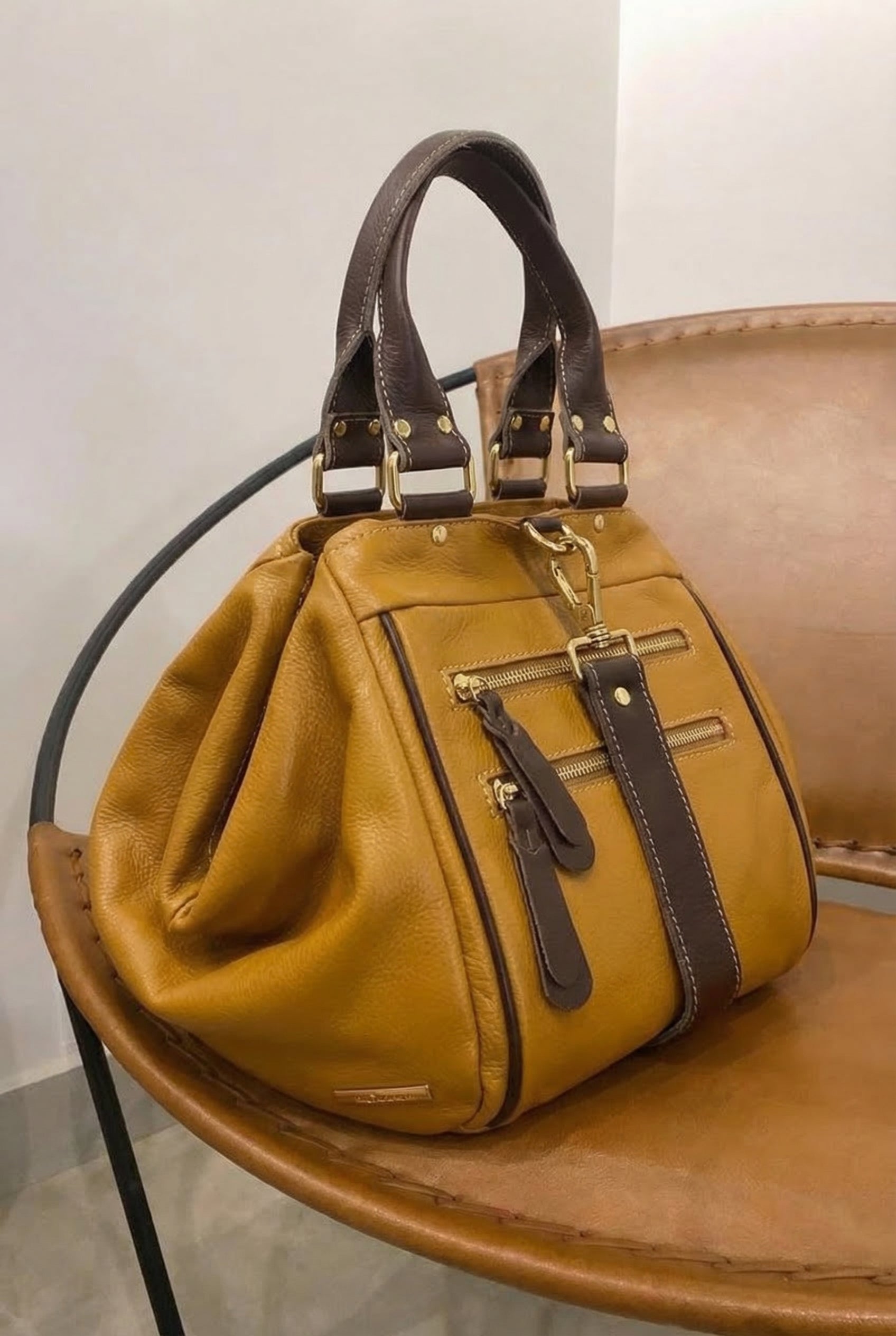 Bolsa NOVA YORK em couro legítimo