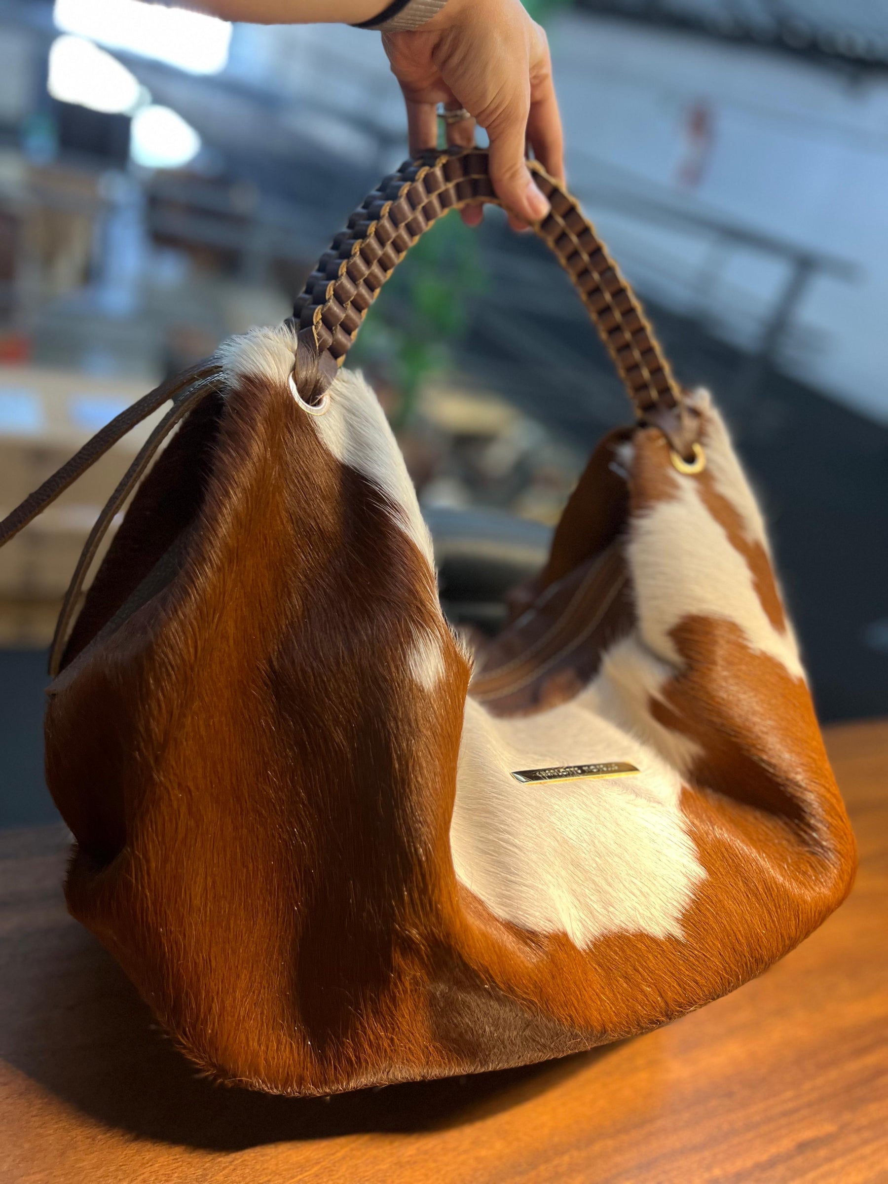 Bolsa MORGANA em couro legítimo