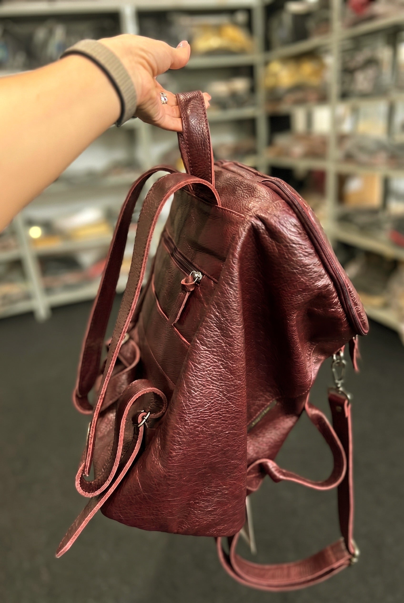 Mala/Mochila ATLAS em couro legítimo
