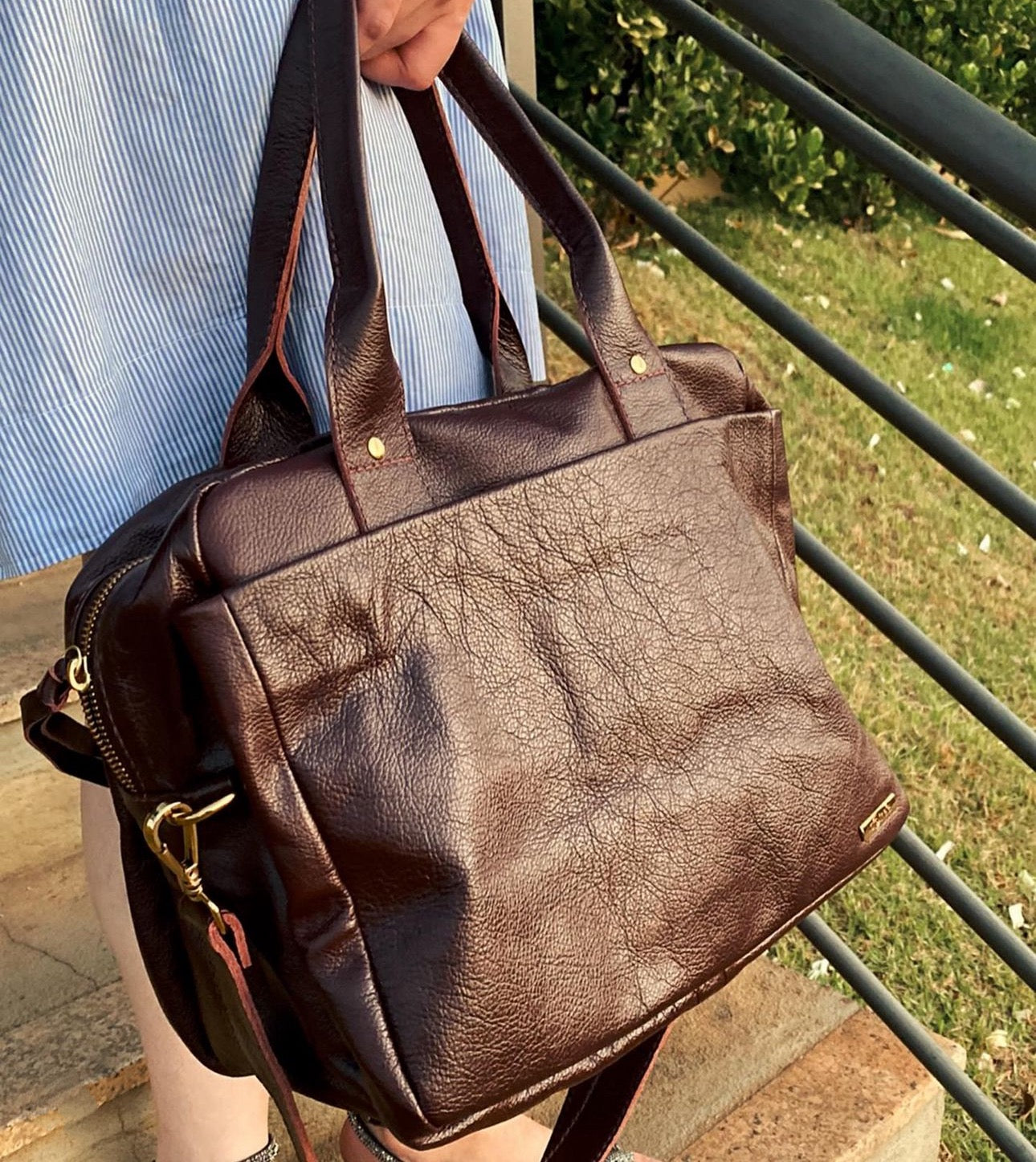 Bolsa BUENOS AIRES em couro legítimo