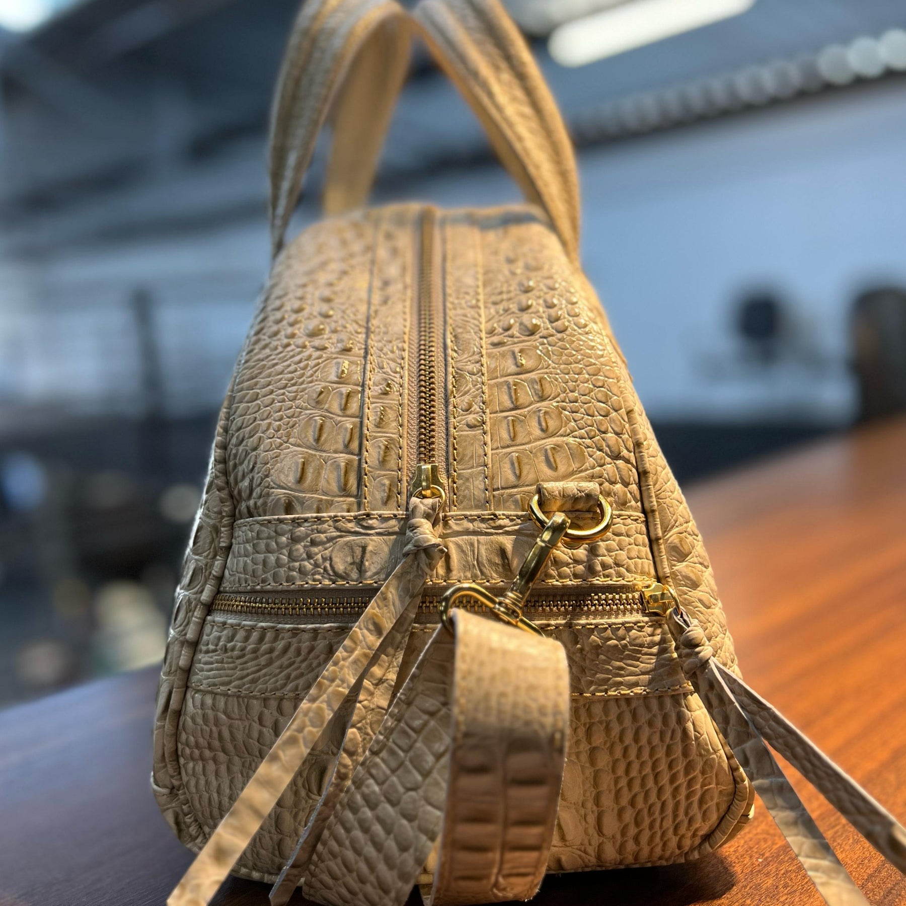 Bolsa ROTERDÃ em couro legítimo