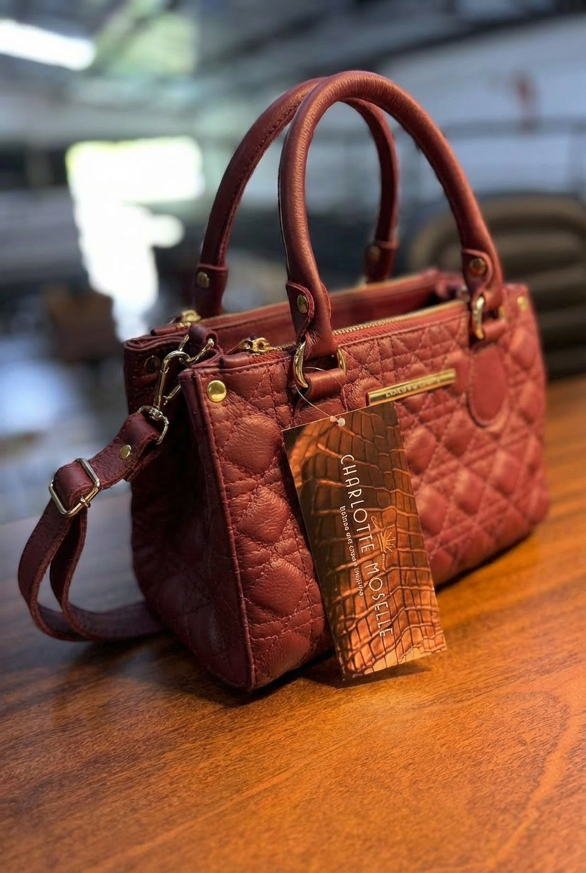 Bolsa TESS em matelassê couro legítimo