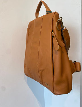 Bolsa Mochila TOKYO em couro legítimo