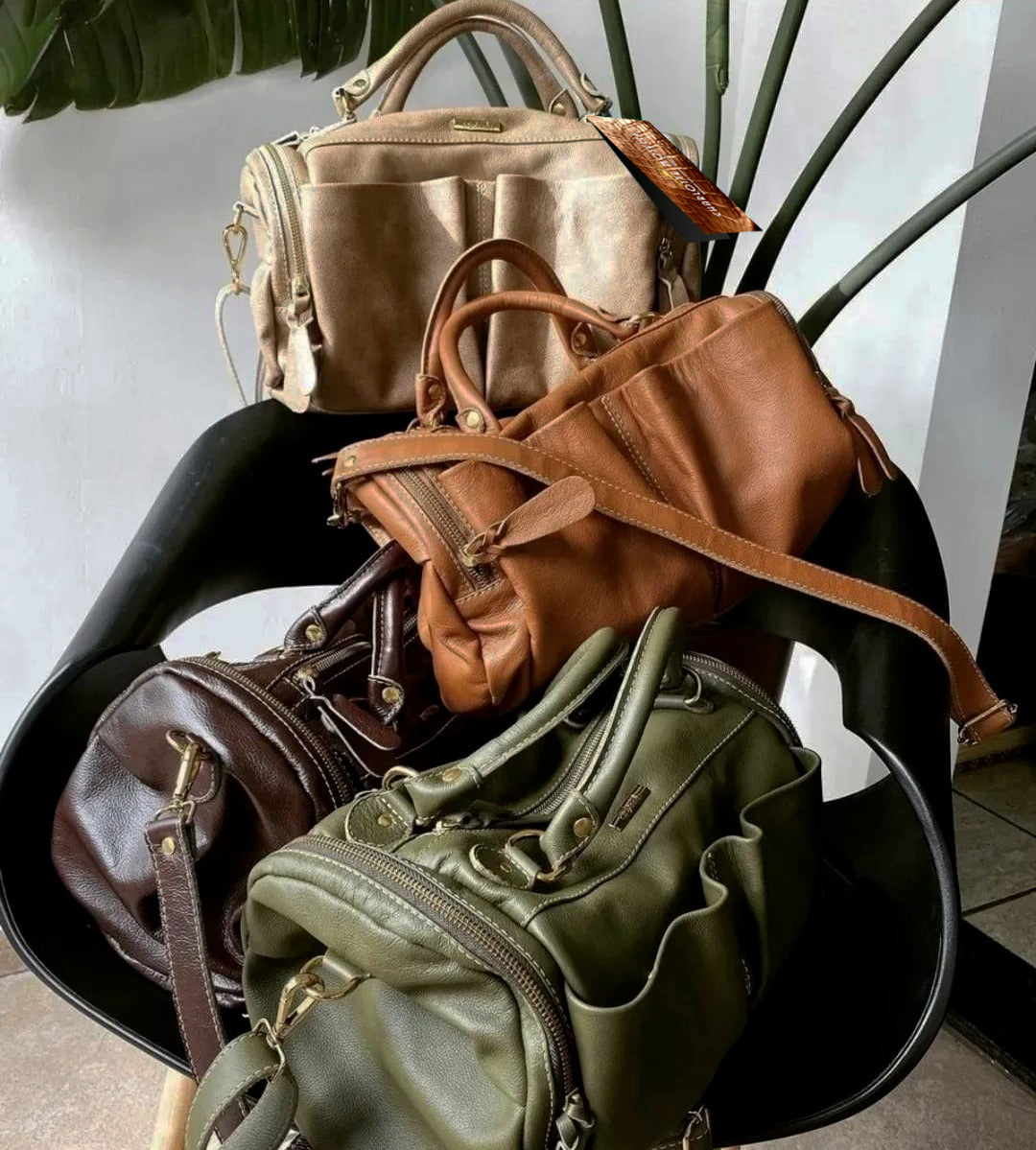 Bolsa DINAMARCA em couro legítimo