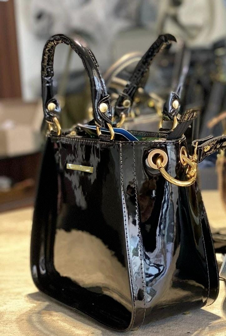 Bolsa MALDIVAS em couro legítimo