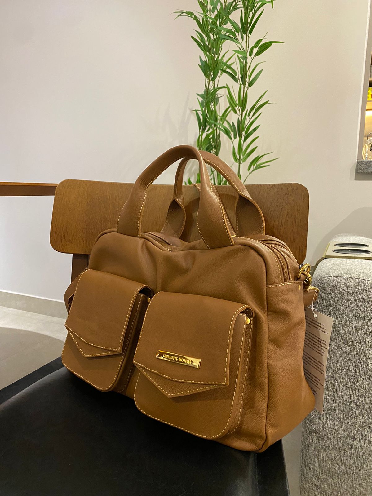 Bolsa COPENHAGEN em couro legítimo