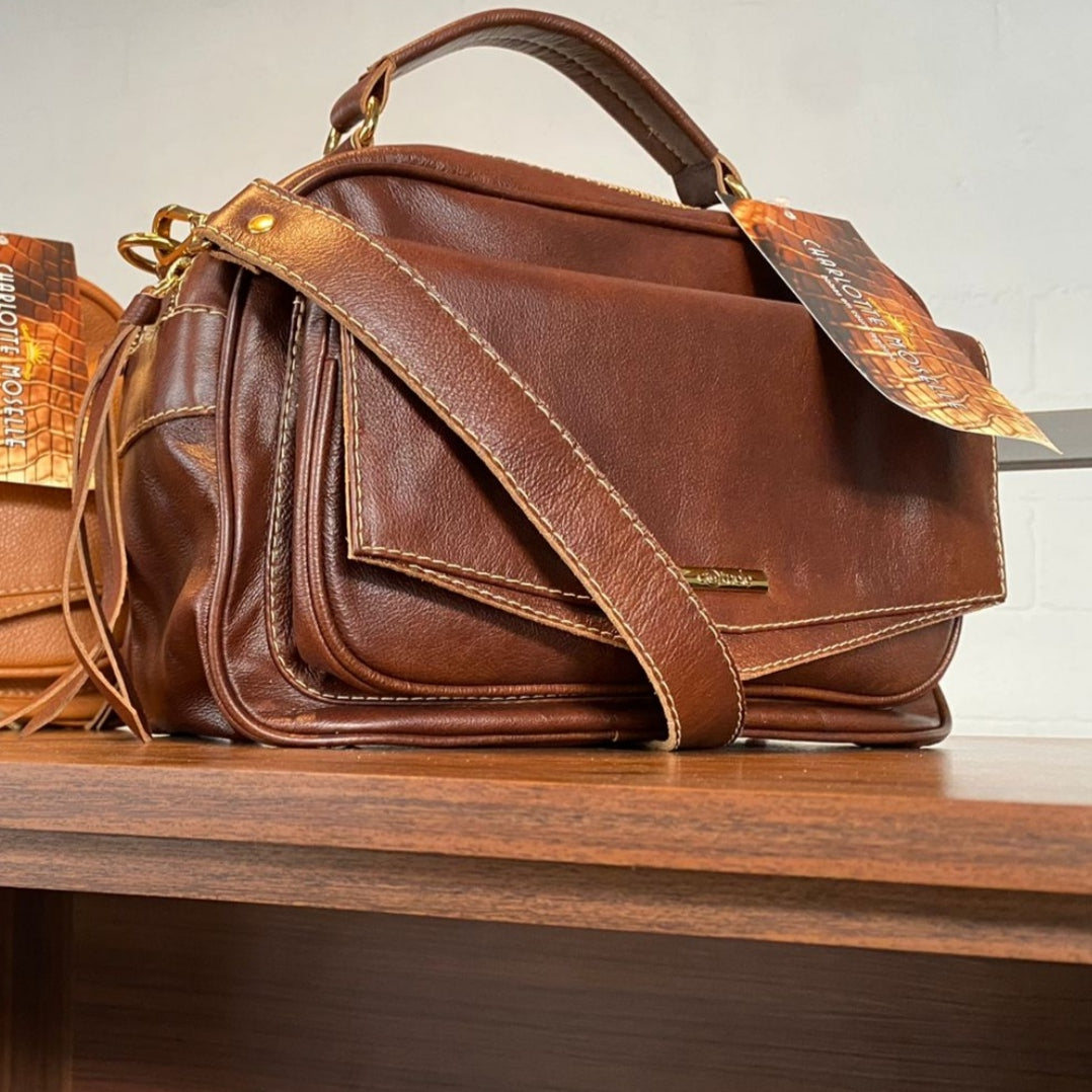 Bolsa MÔNACO em couro legítimo