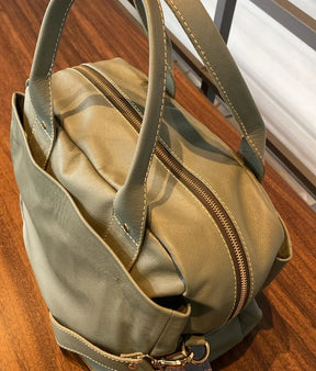 Bolsa BUENOS AIRES em couro legítimo