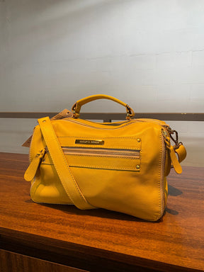Bolsa SUÍÇA em couro legítimo