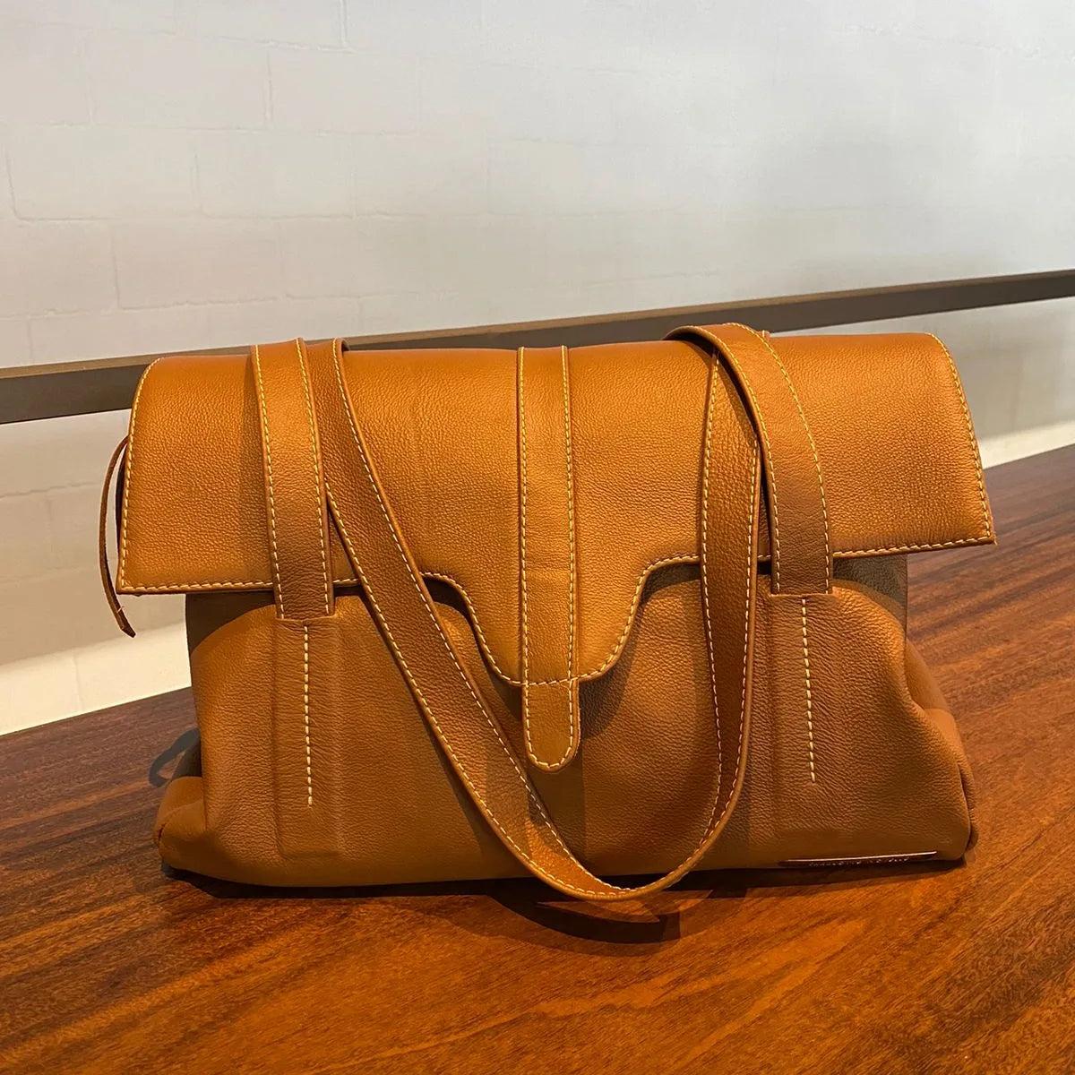 Bolsa CHILE em couro legítimo