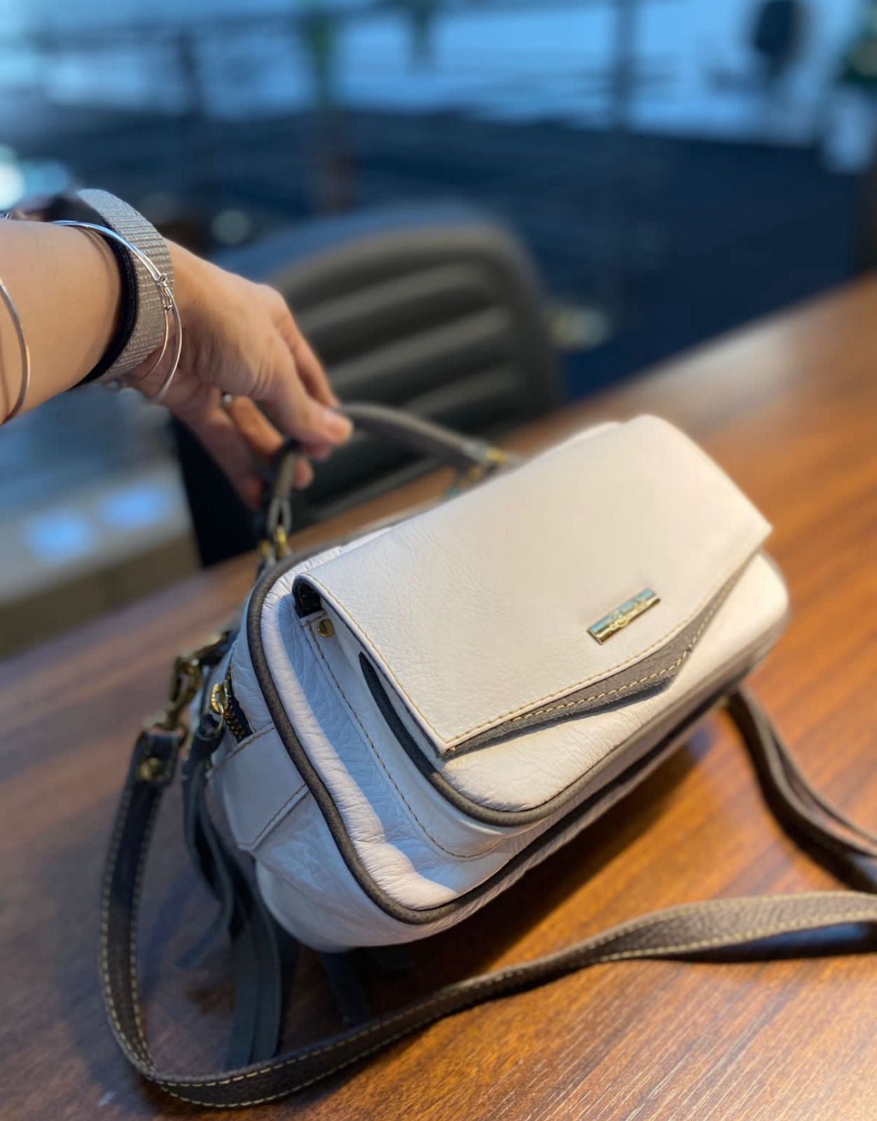 Bolsa MÔNACO em couro legítimo