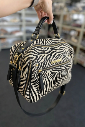 Bolsa SUÍÇA em couro legítimo