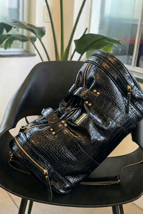 Mala HELSINK em couro legítimo