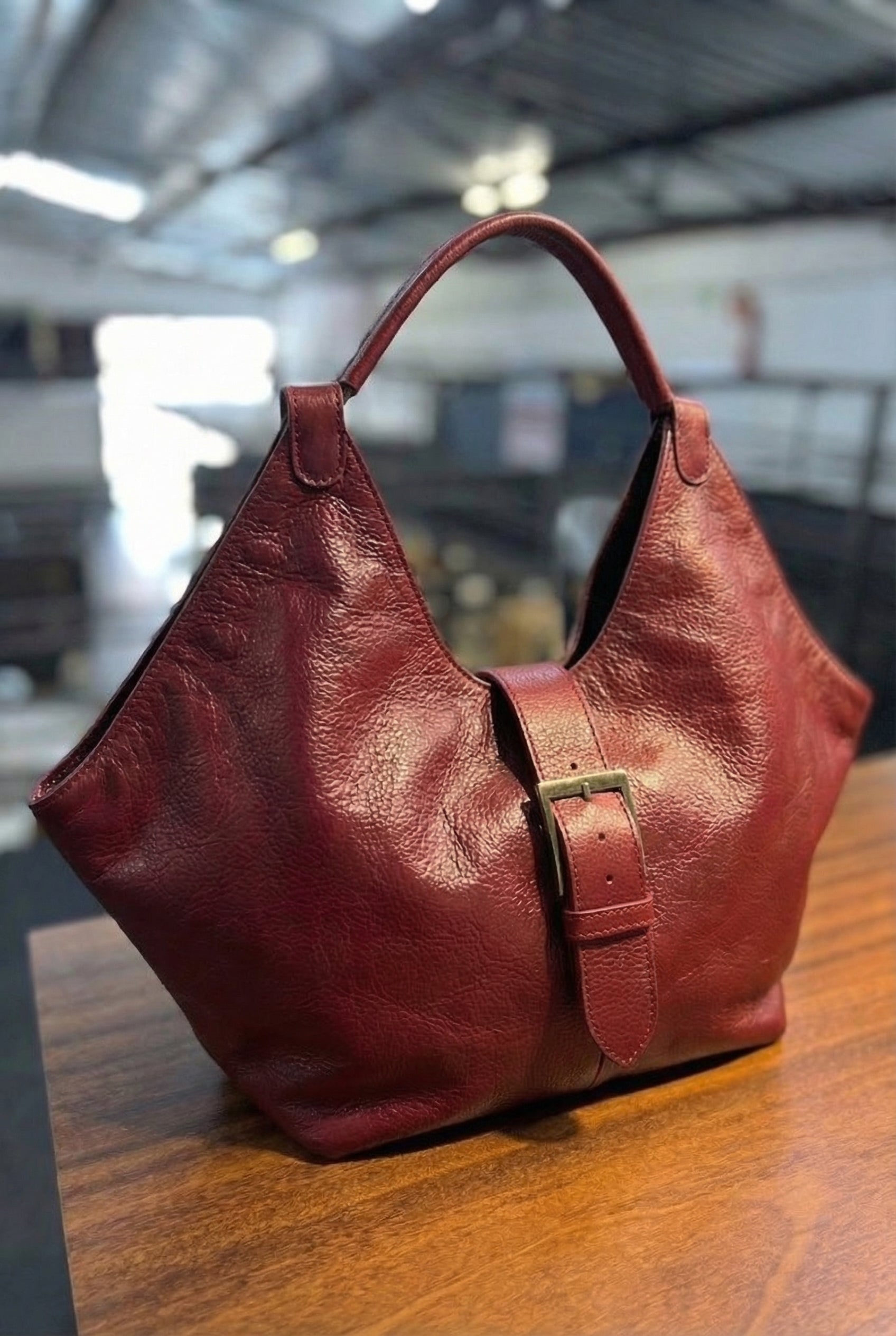 Lançamento! Bolsa CAPRI em couro legítimo
