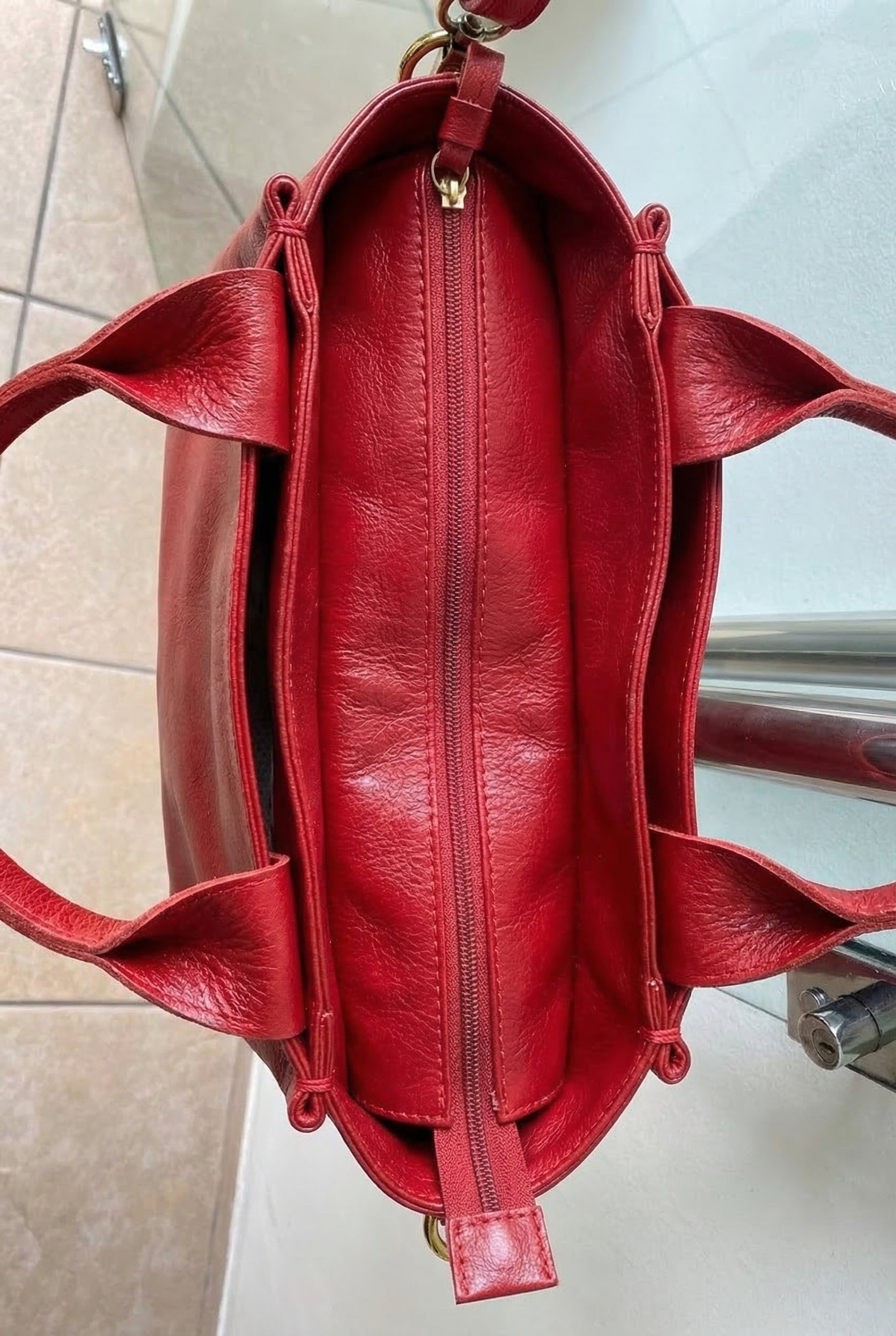 Bolsa HOLANDA em couro legítimo