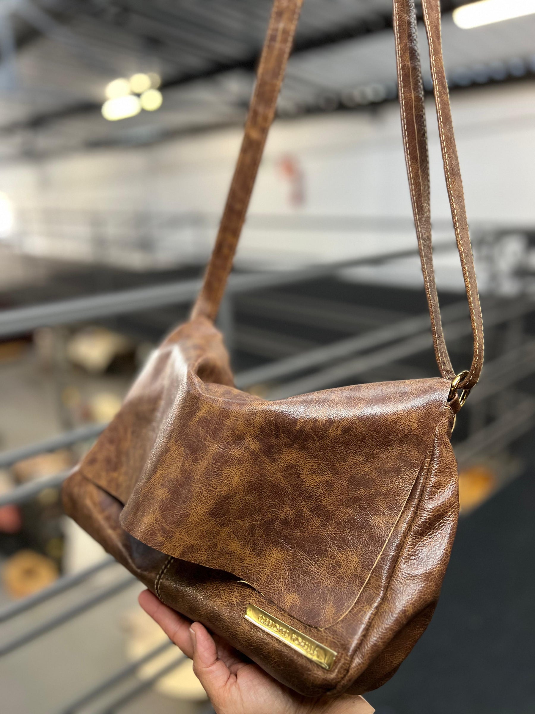 Bolsa CARTEIRO LIVERPOOL em couro legítimo