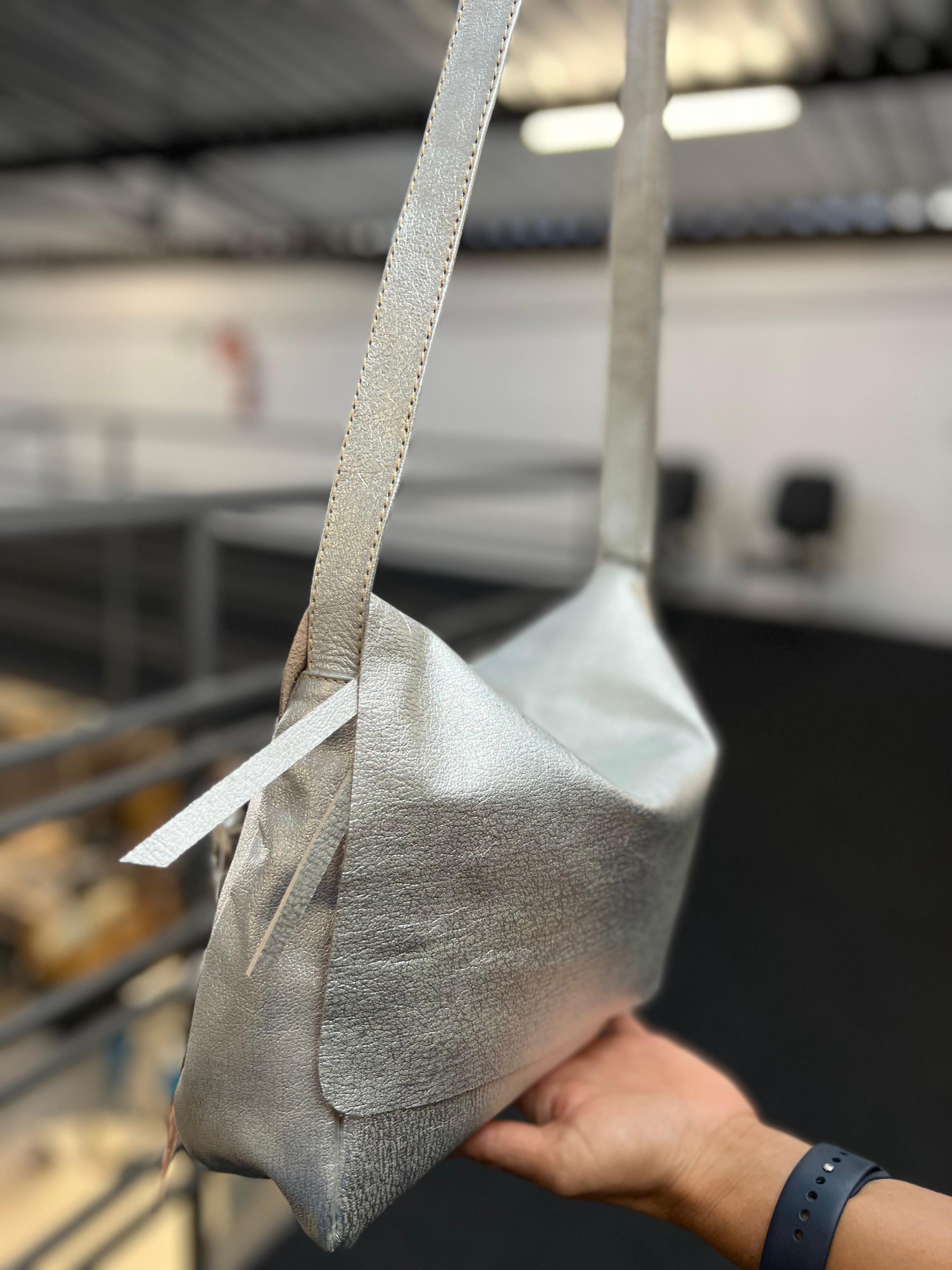 Bolsa CARTEIRO LIVERPOOL em couro legítimo