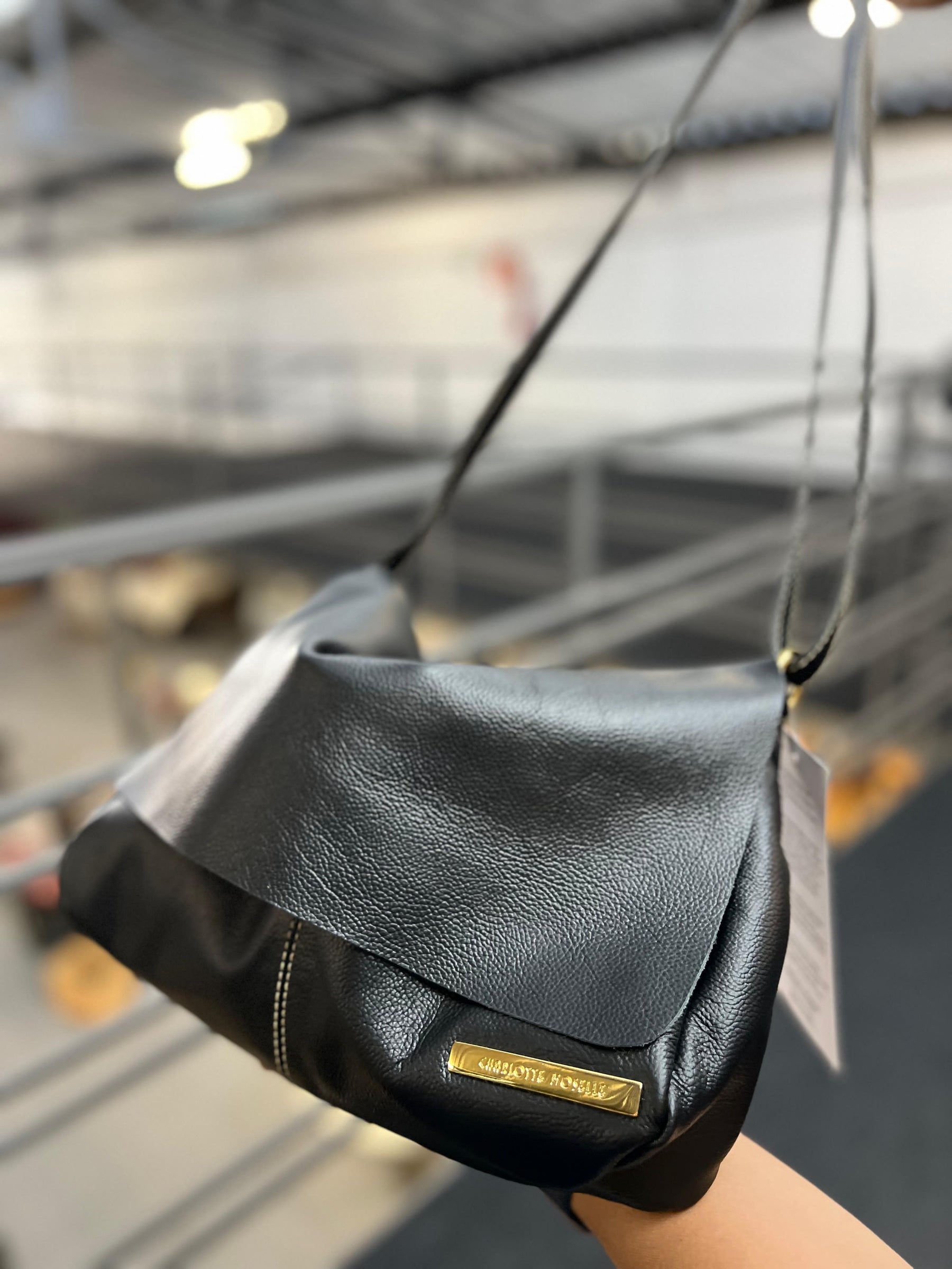 Bolsa CARTEIRO LIVERPOOL em couro legítimo