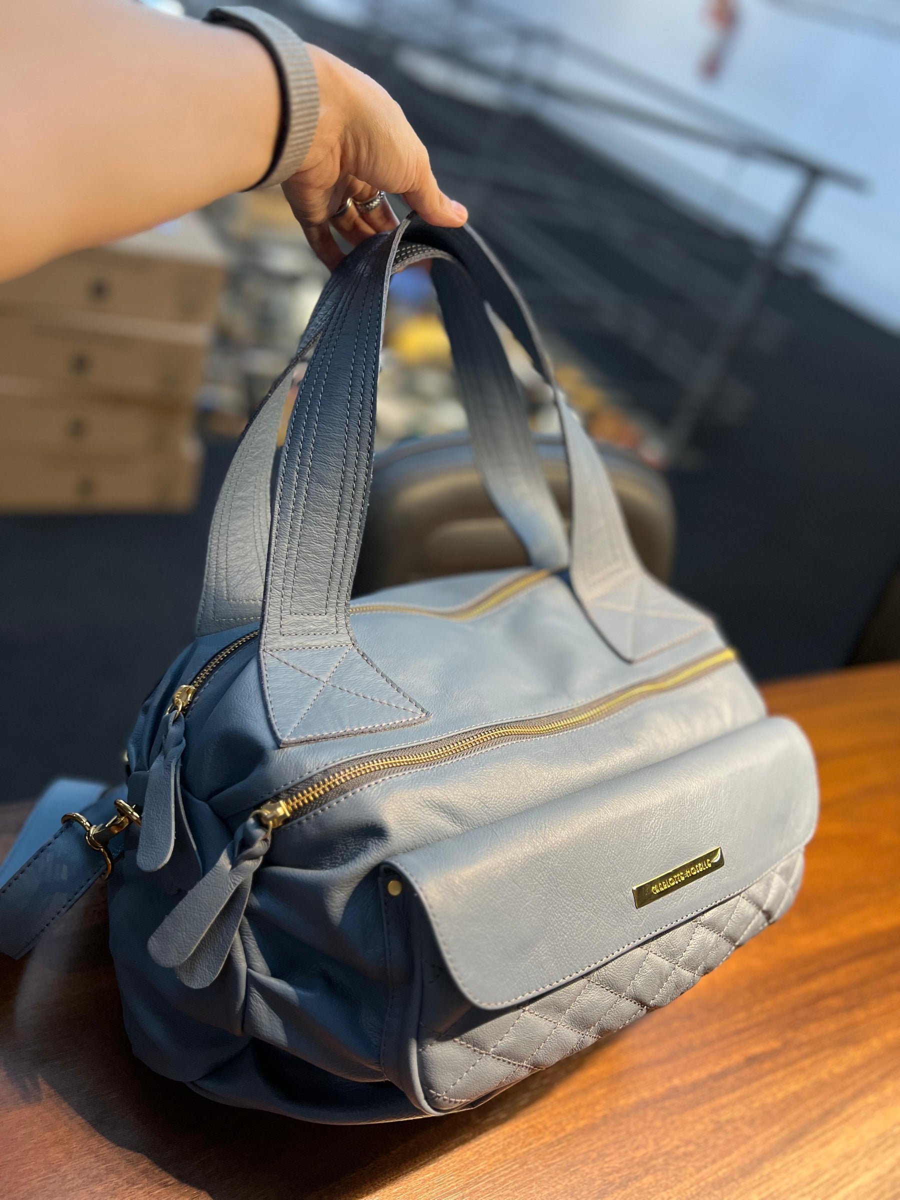 Bolsa BAHAMAS em couro legítimo