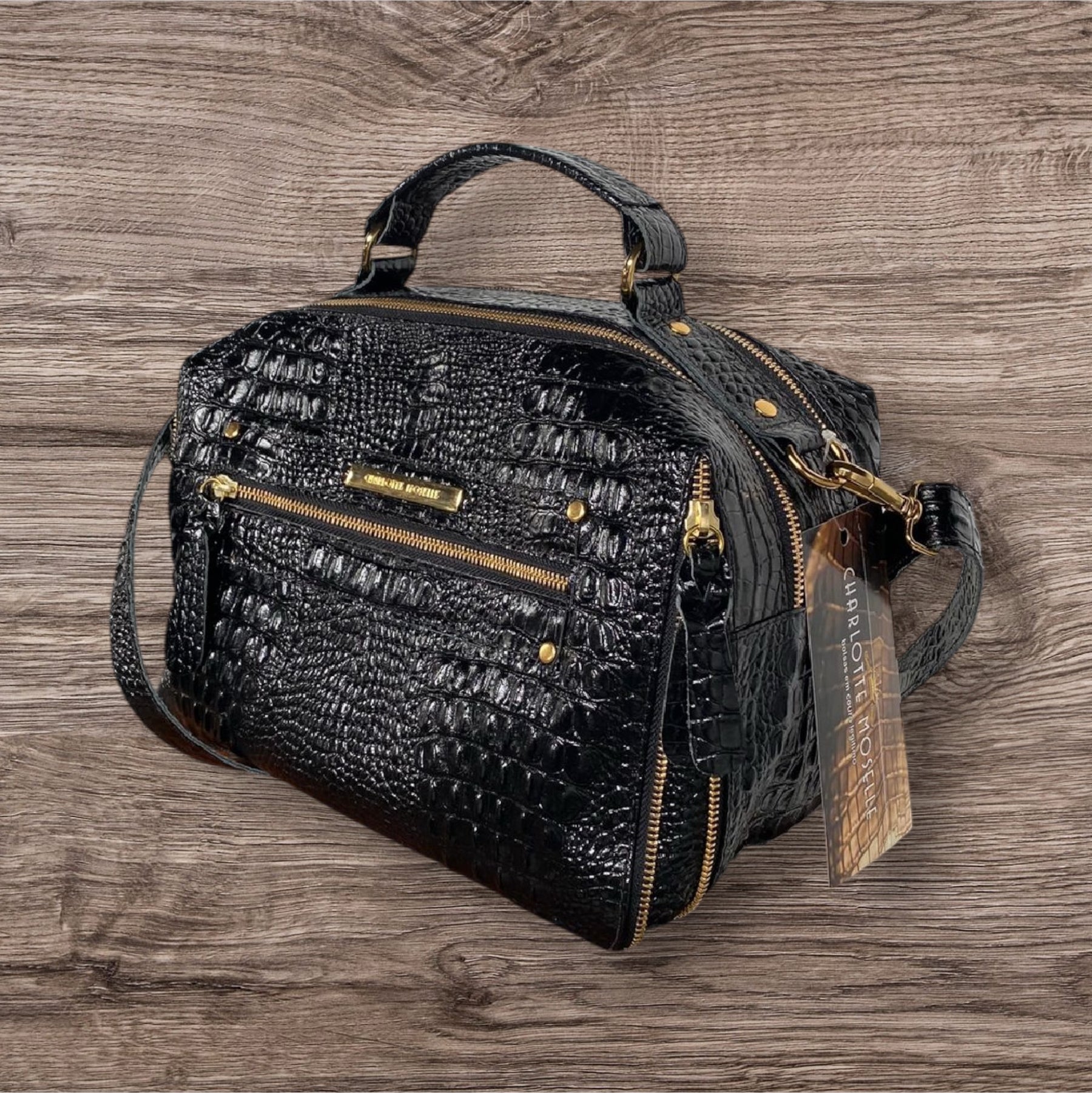 Bolsa SUÍÇA em couro legítimo