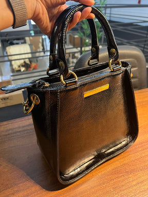 Bolsa MALDIVAS em couro legítimo