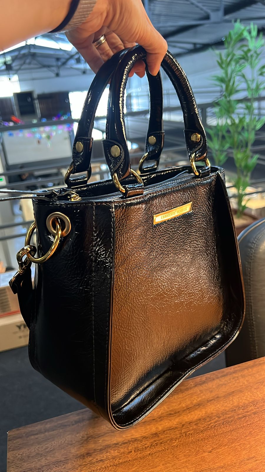 Bolsa MALDIVAS em couro legítimo