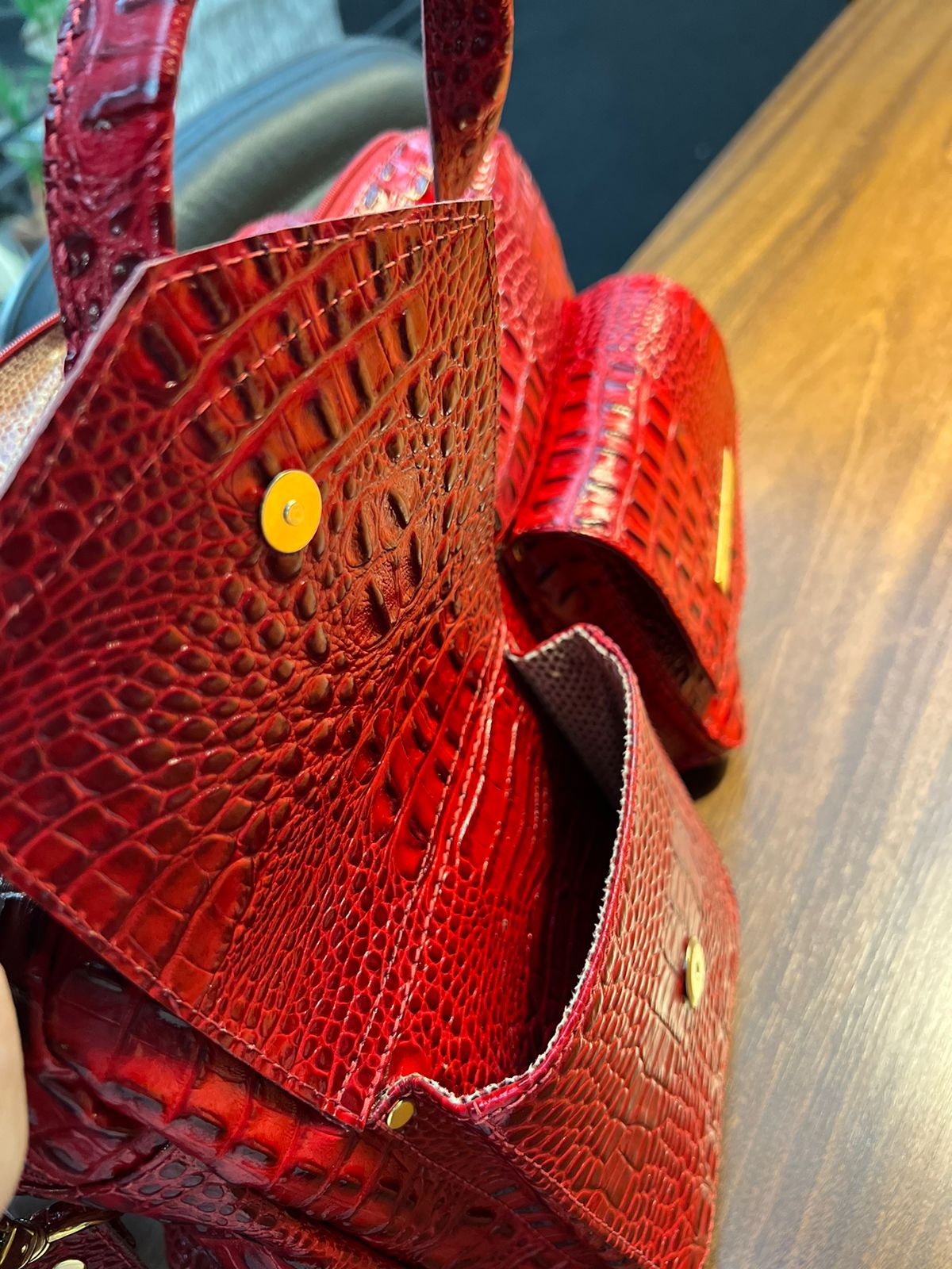 Bolsa COPENHAGEN em couro legítimo