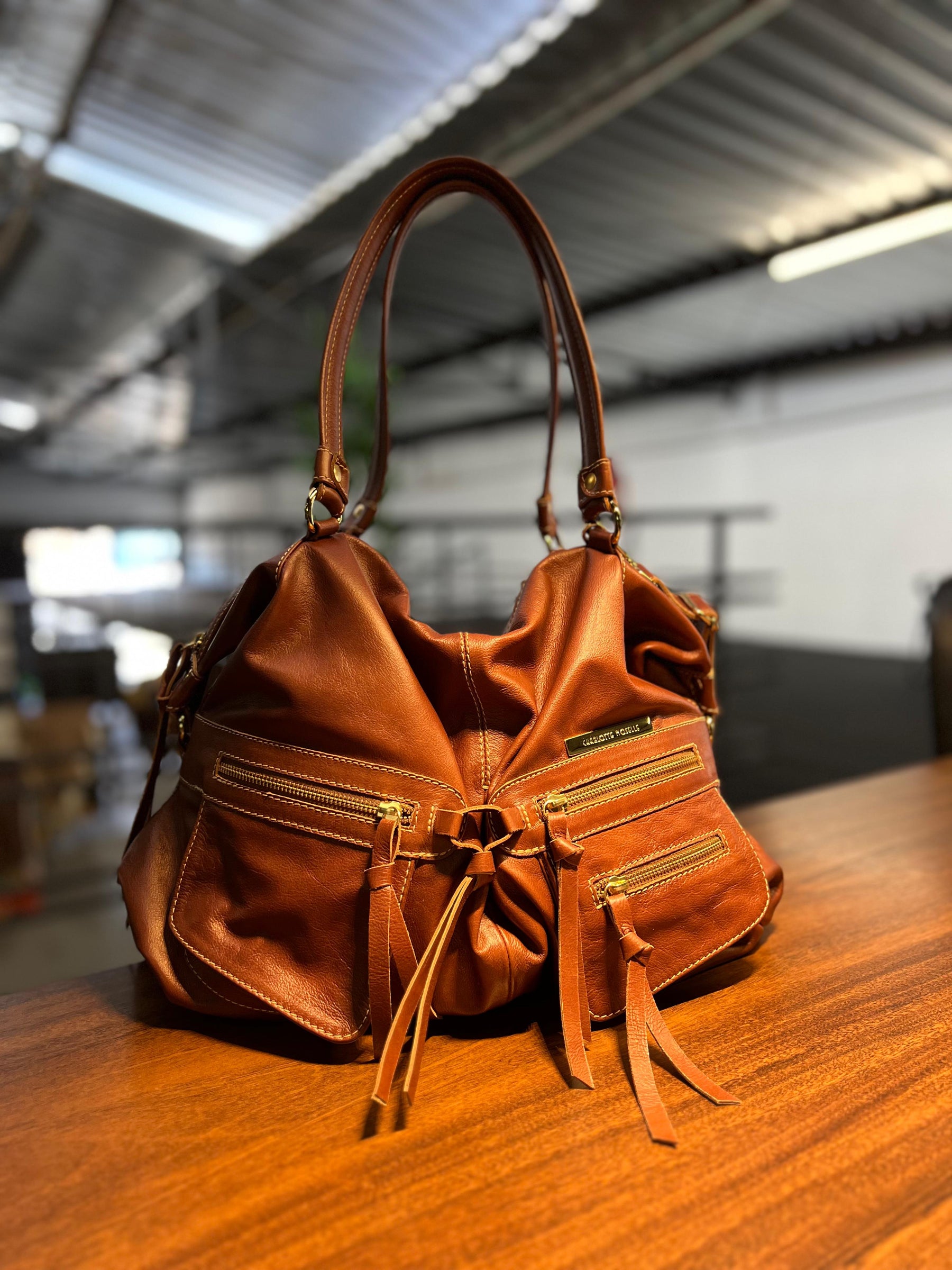 Bolsa ESPANHA em couro legítimo